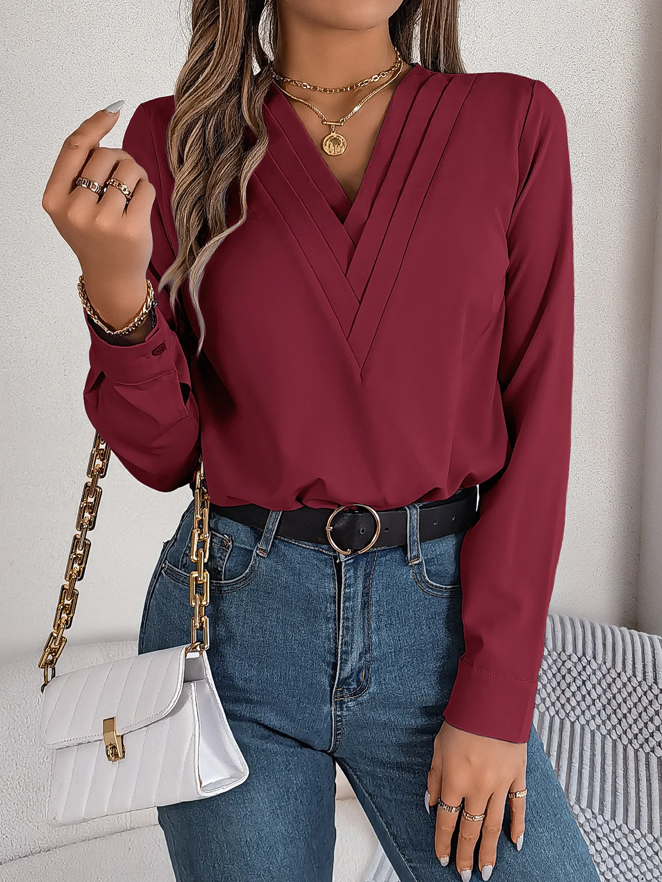Autumn and Winter Elegant Solid Color Stacked V-neck Long-sleeved Shirt Womens Clothing