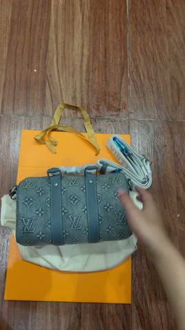 Louis Vuitton M22762 Keepall Bandouliere Women Bags Size 25*15*11cm