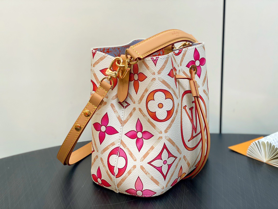Louis Vuitton M25315 Néonoé BB Shoulder Bag Size 20*20*13cm