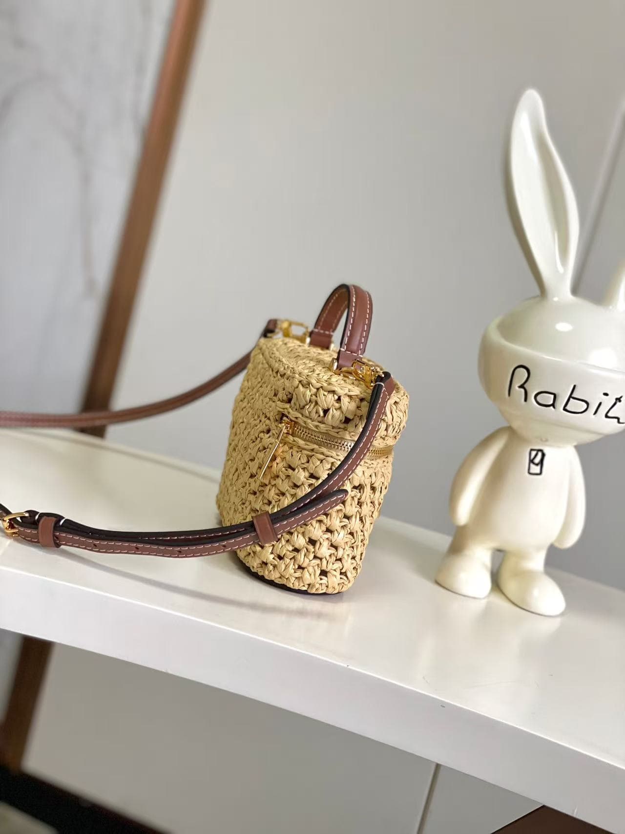 Louis Vuitton Vanity Chain Pouch Natural Tan Raffia M14303