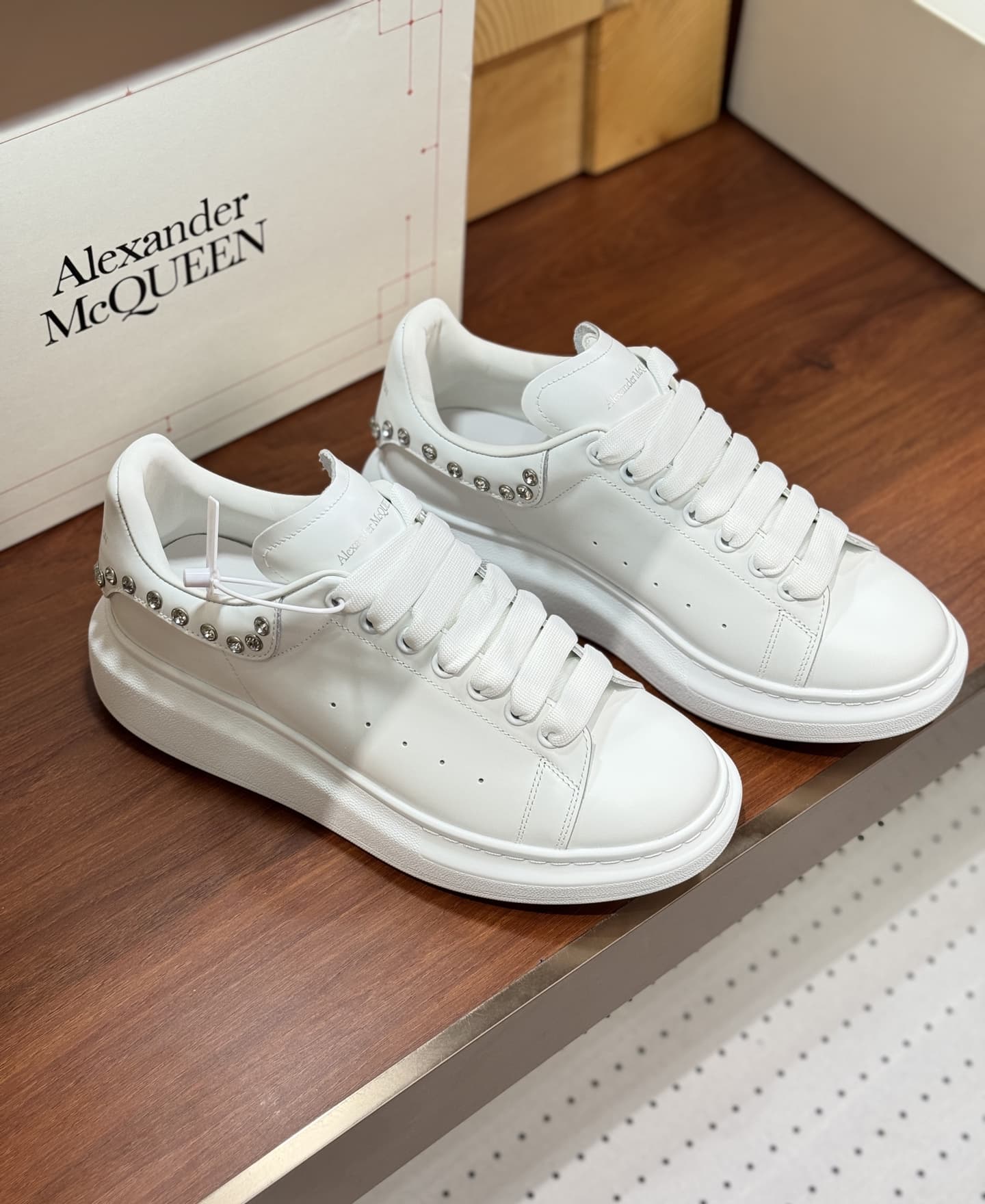Alexander McQueen Oversized Sneaker shoes Men Women