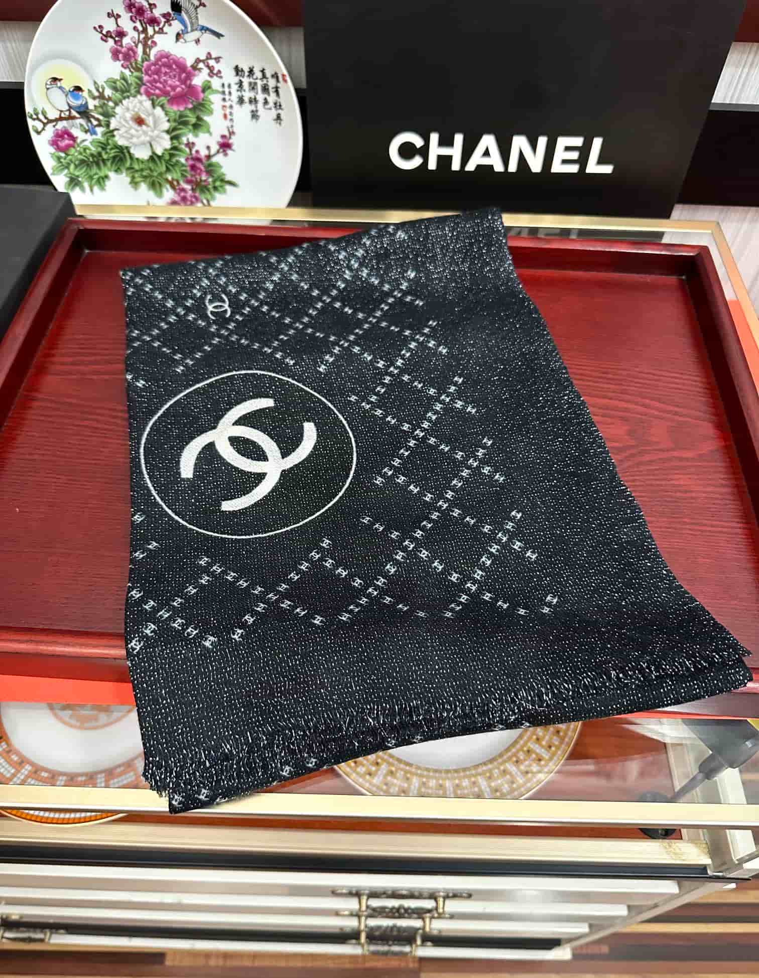 Chanel interlocking CC logo cashmere silk stole scarf