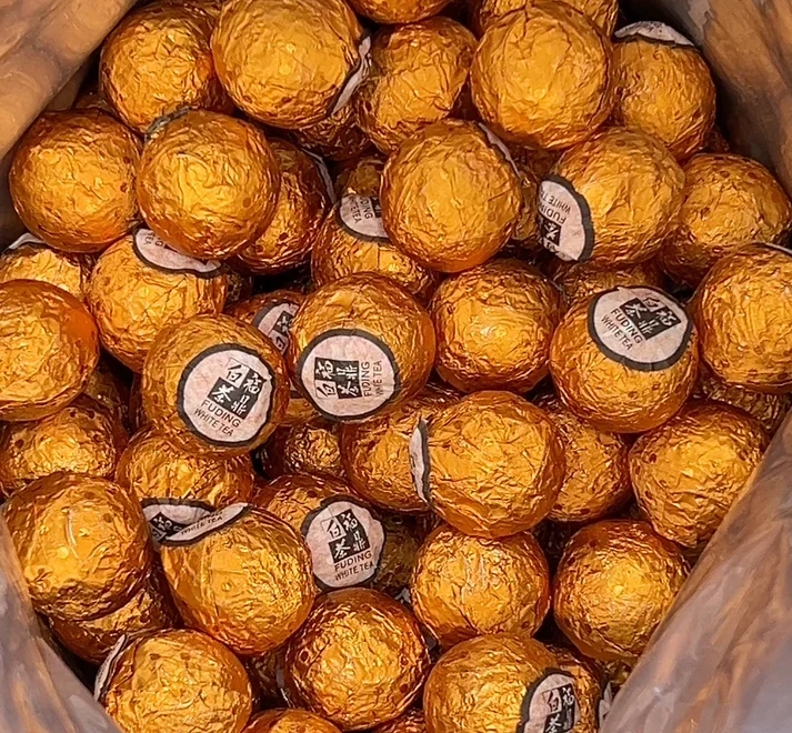شاي غونغ مي لونغ تشو الأبيضGong Mei Dragon BallS.R.19.00الشاي الأبيضOhmyteaohmyteachina