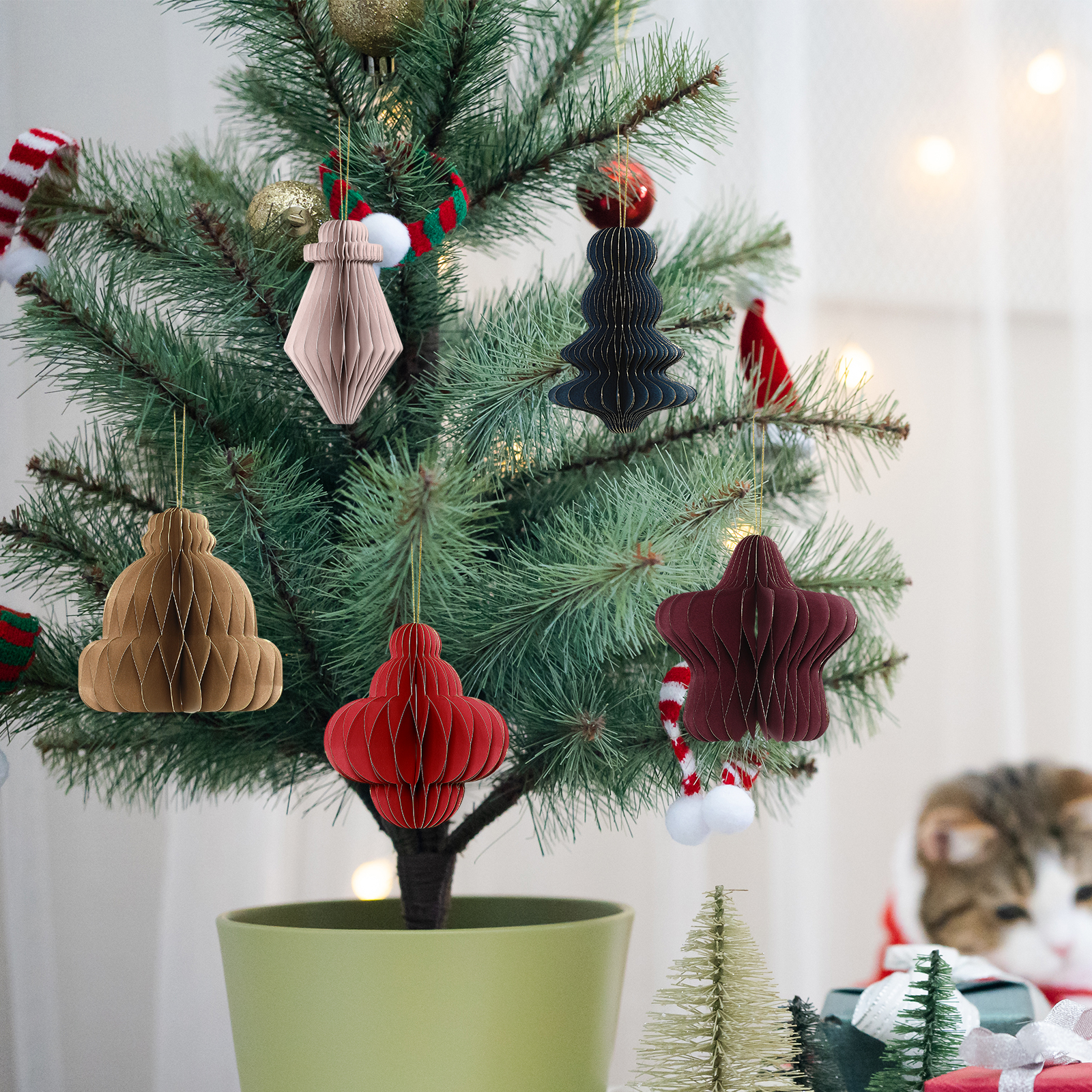 Large Paper Star Honeycomb Ornament for Christmas Decoration