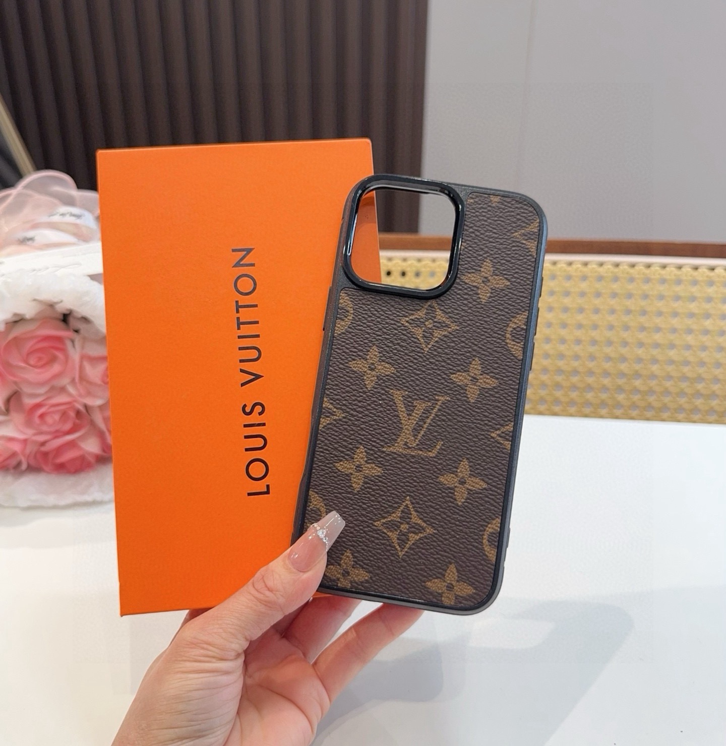 Louis Vuitton Phone Case iPhone 13 - 17