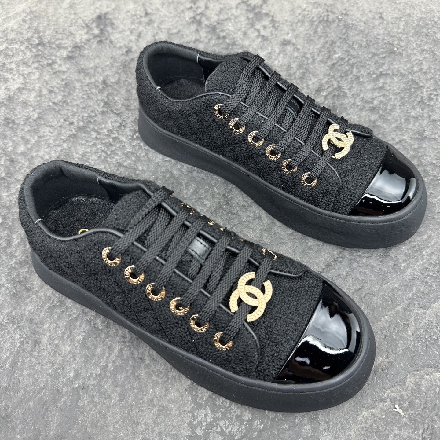 Chanel 2025ss Women Sneaker Size 35-40