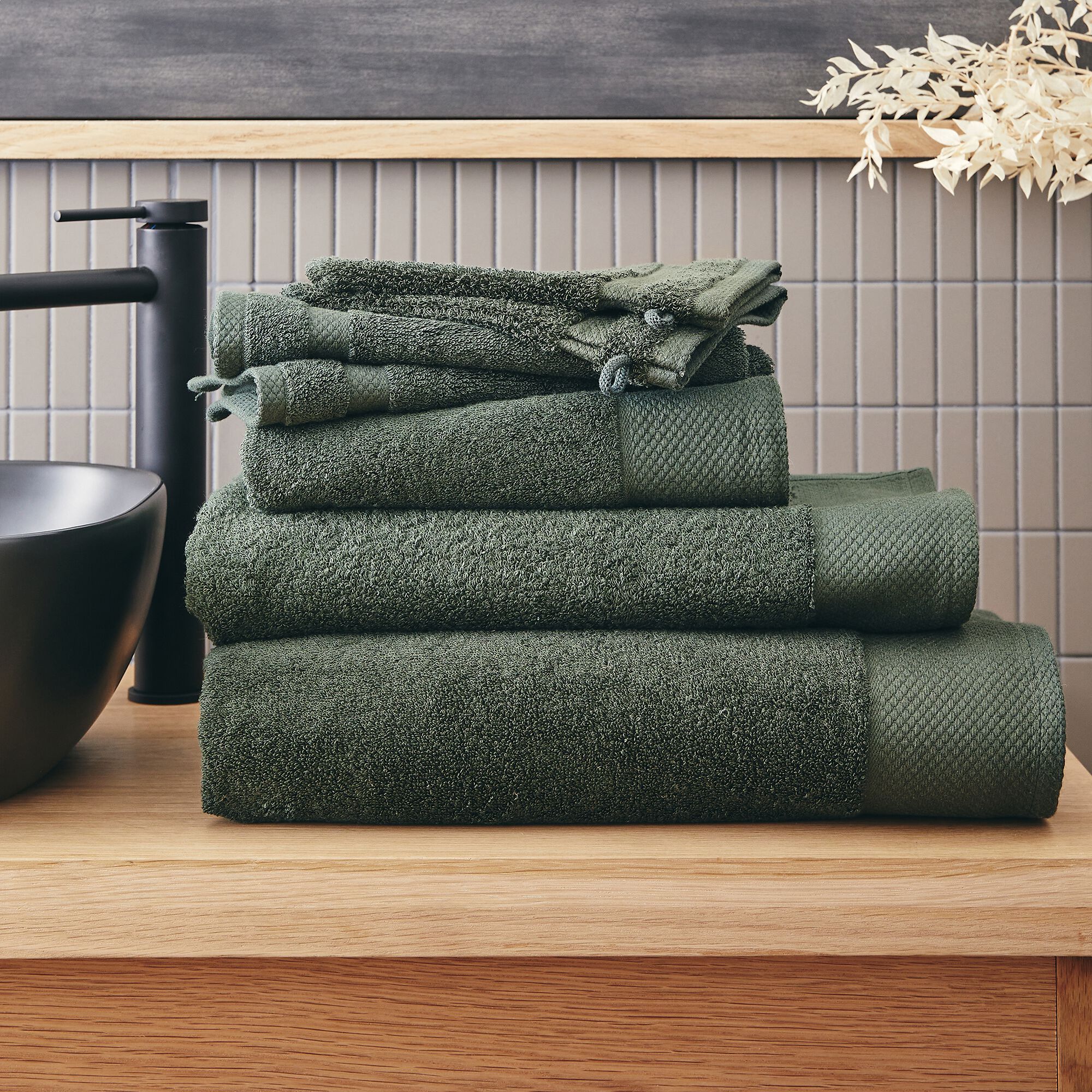 AZUR - Drap de bain en coton peigné - vert cèdre 100x150cm