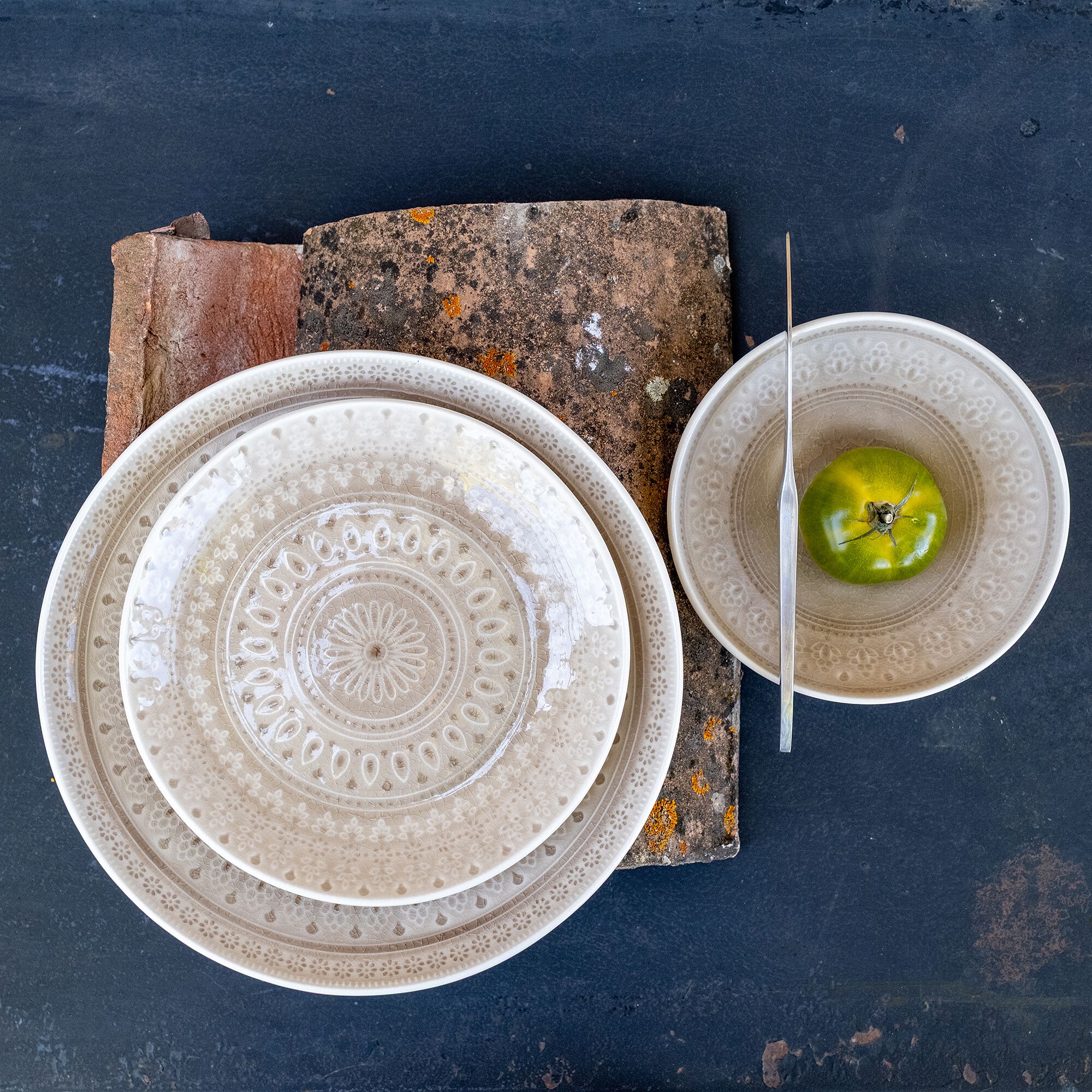 DOTS - Assiette à dessert à motifs en grès D20,7cm - beige alpilles