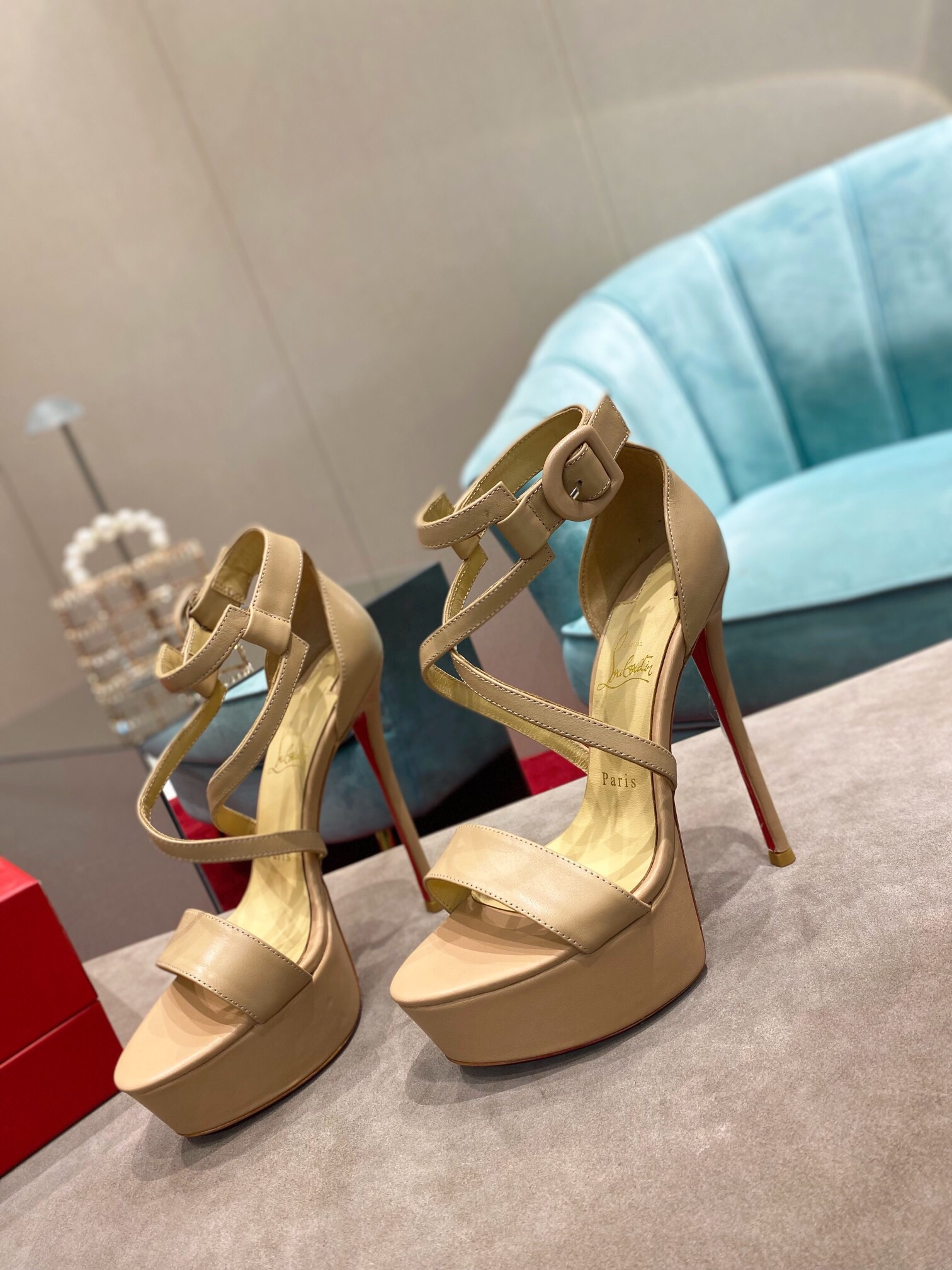 Christian Louboutin Choca Pumps Size 35-41 2-Color
