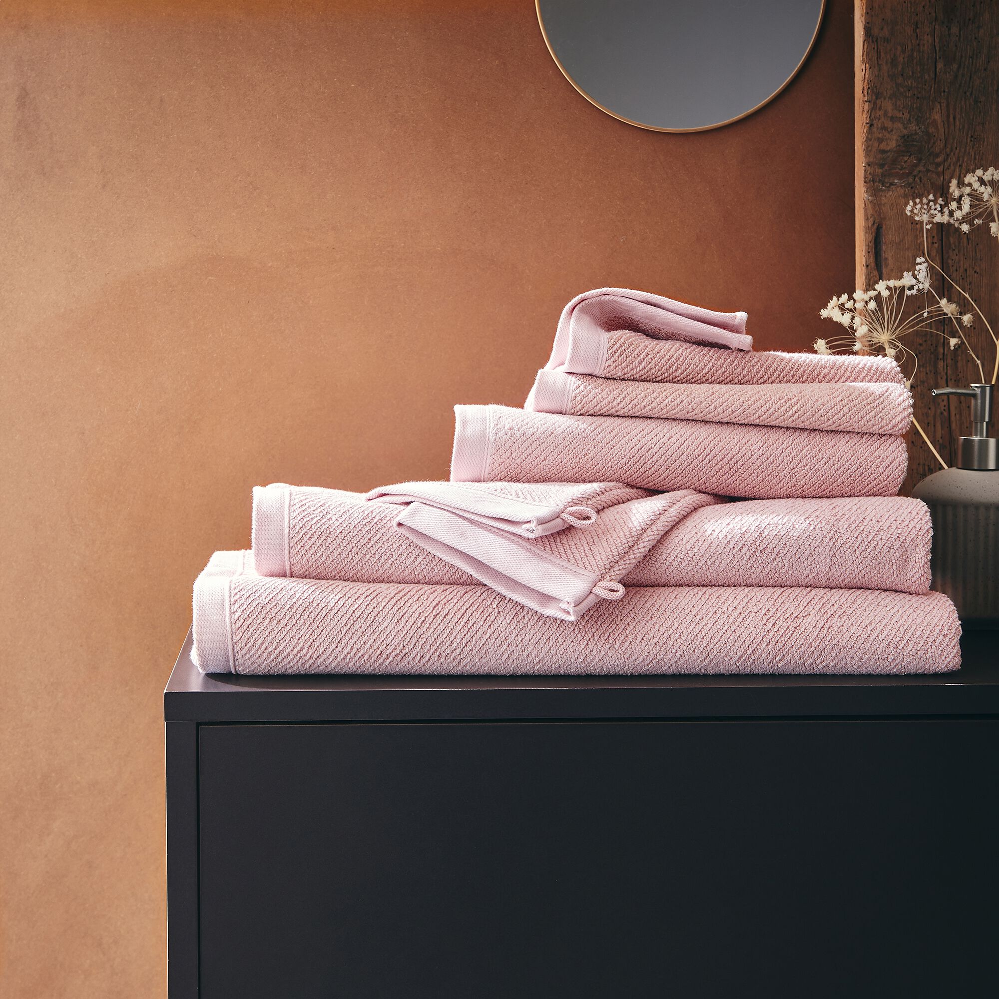 COLINE - Drap de bain en bouclettes de coton bio - rose rosa 90x150cm