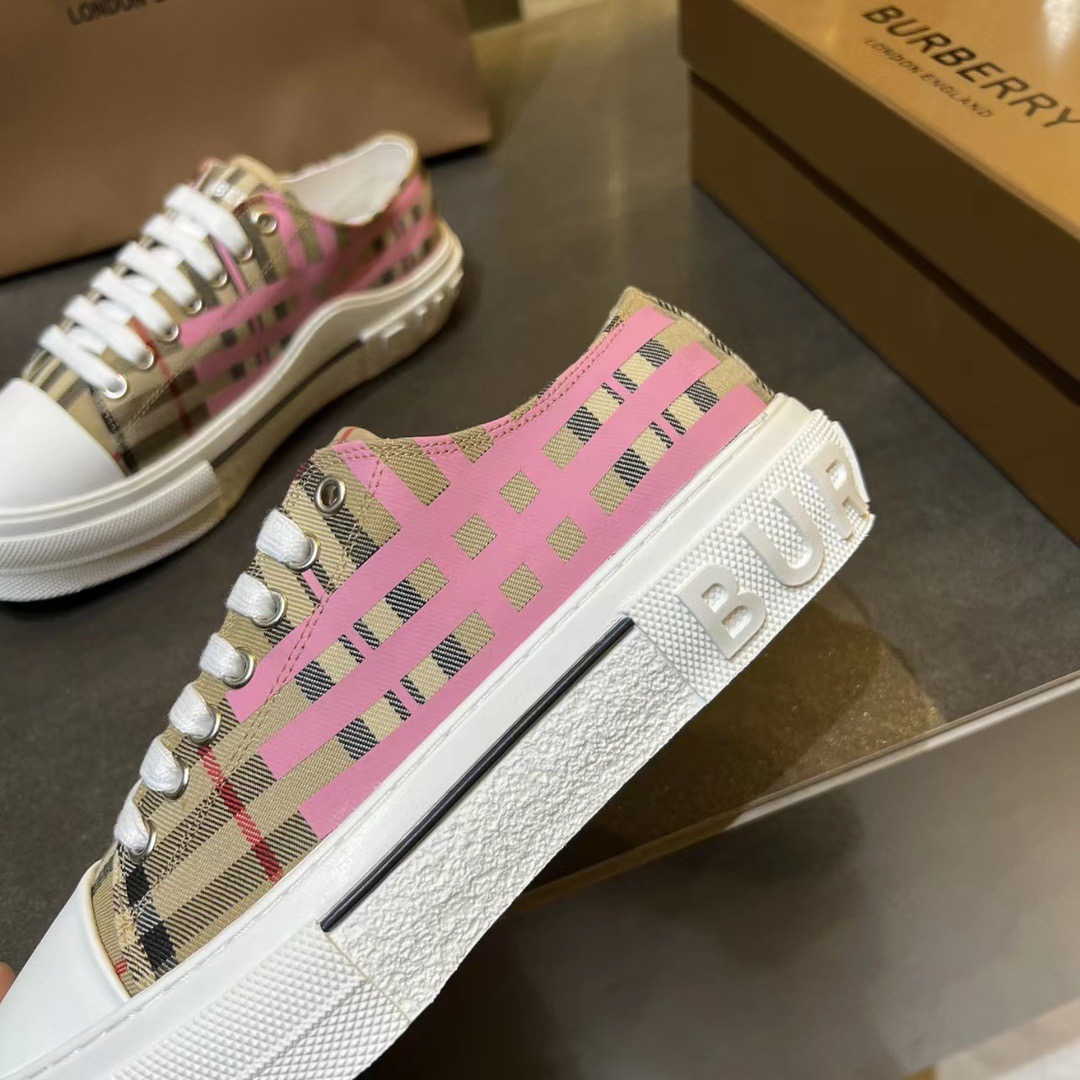 Burberry Sneaker Size 36-45