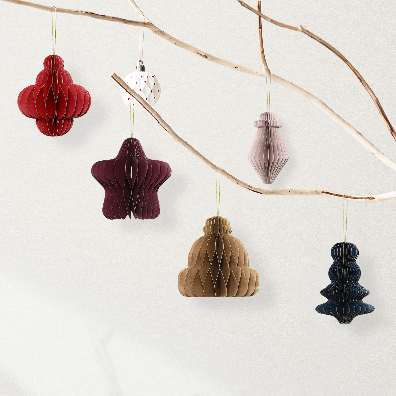 Large Paper Star Honeycomb Ornament for Christmas Decoration