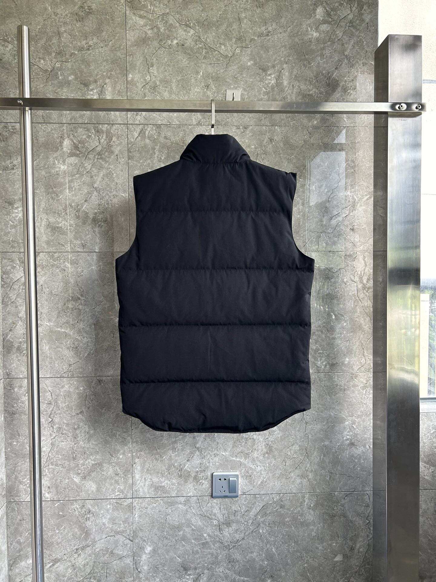 Canada Goose E20 Freestyle Vest-WD Men Winter Vest Size S-XXL