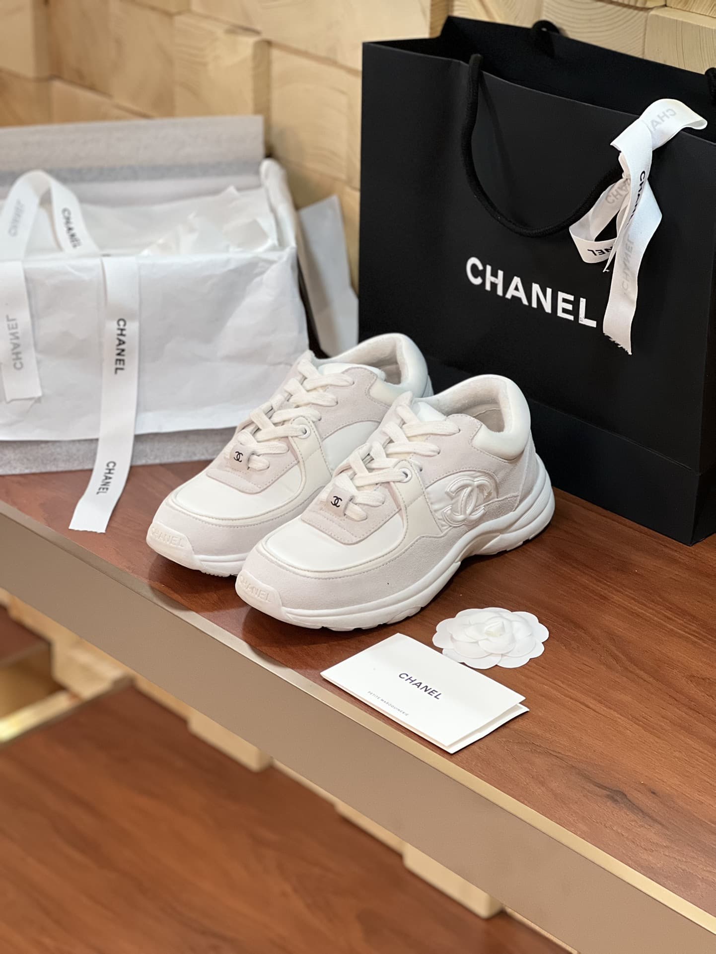 Chanel Sneaker Shoes Men Women
