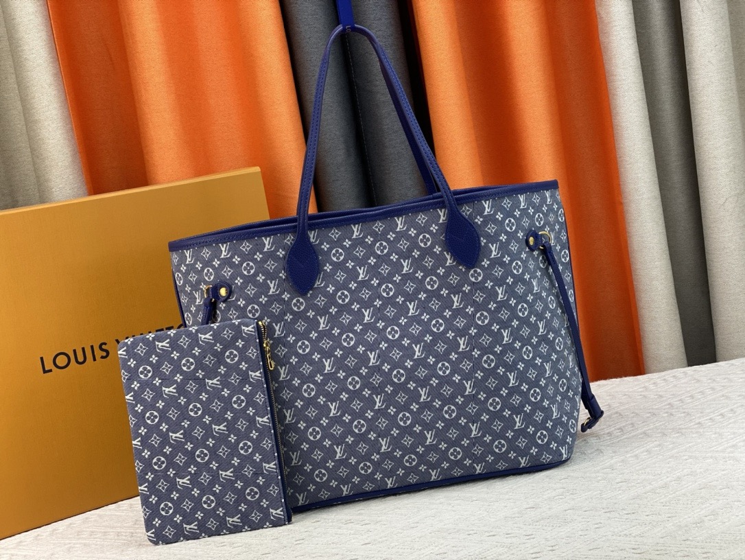 Louis Vuitton Shopping Bags 31*28*14cm