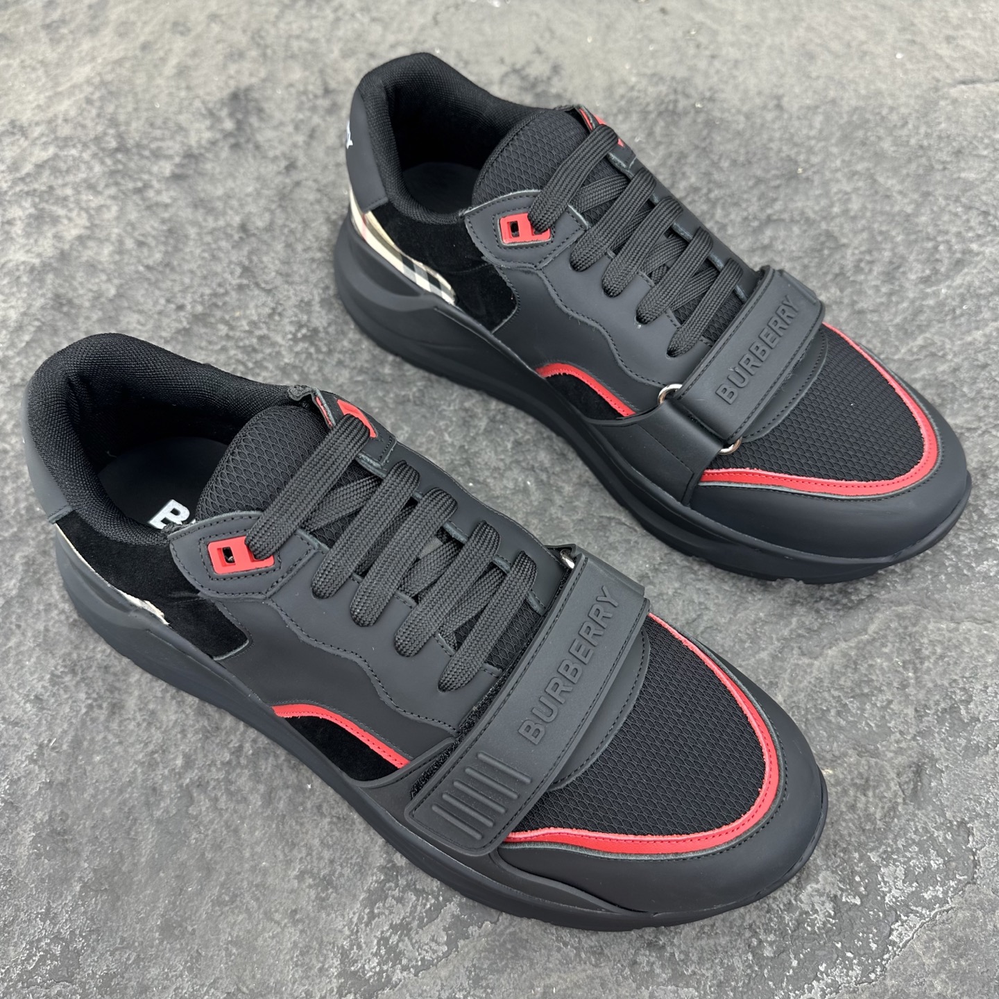 Burberry Vintage Sneaker Size 36-46