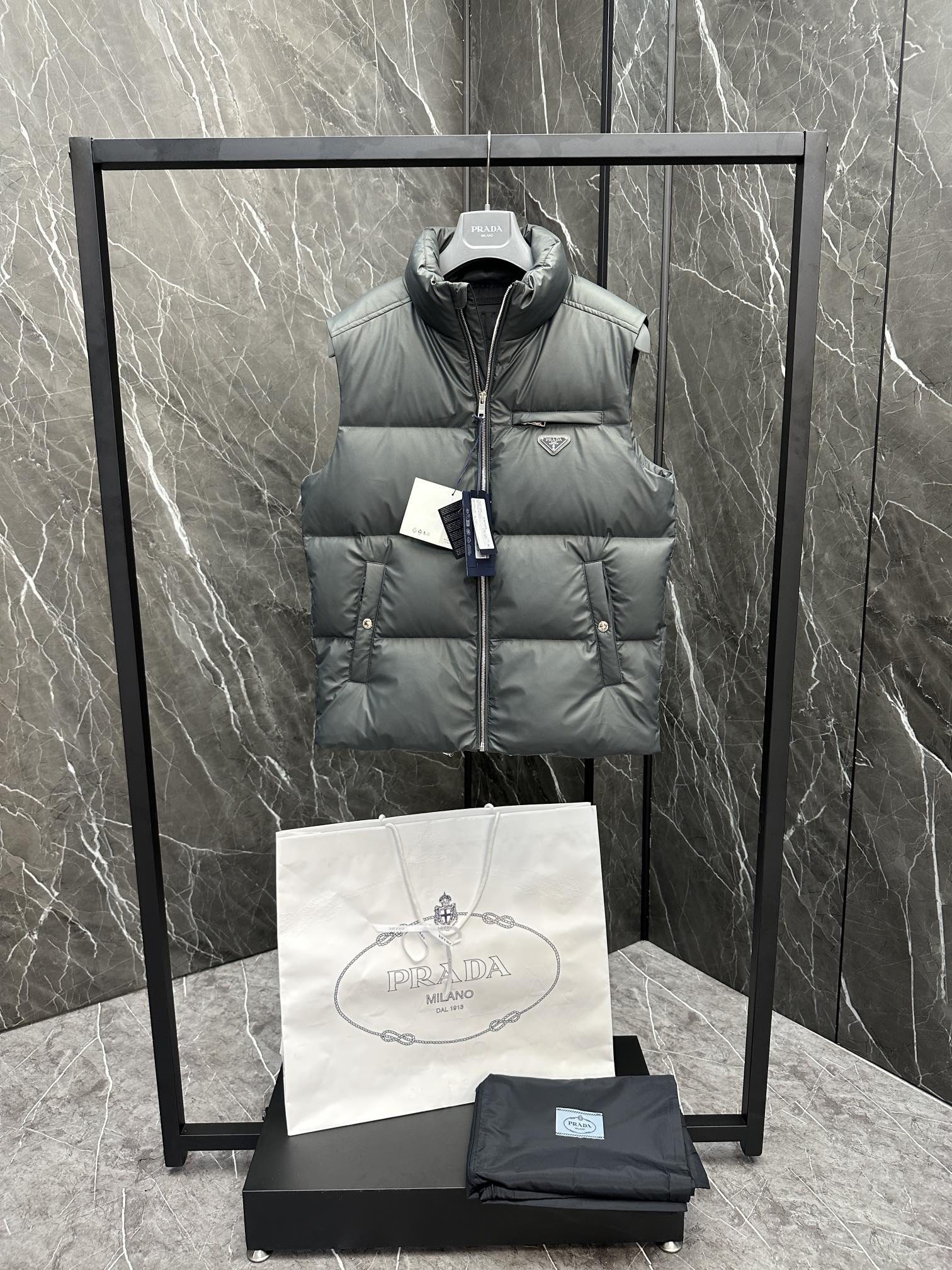 Prada Men Winter Vest Size 48-56
