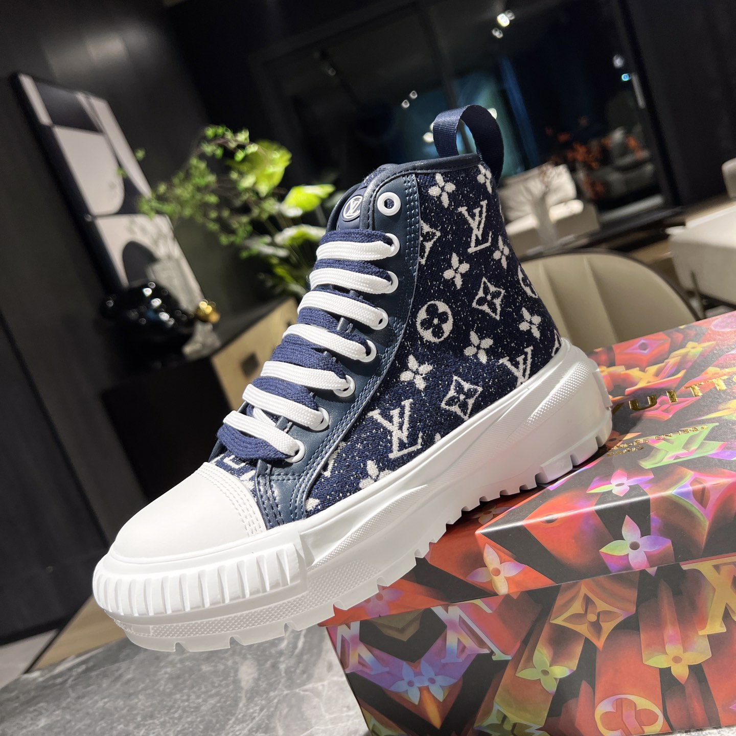 Louis Vuitton Squad High Top Sneaker Size 35-40  2-Color