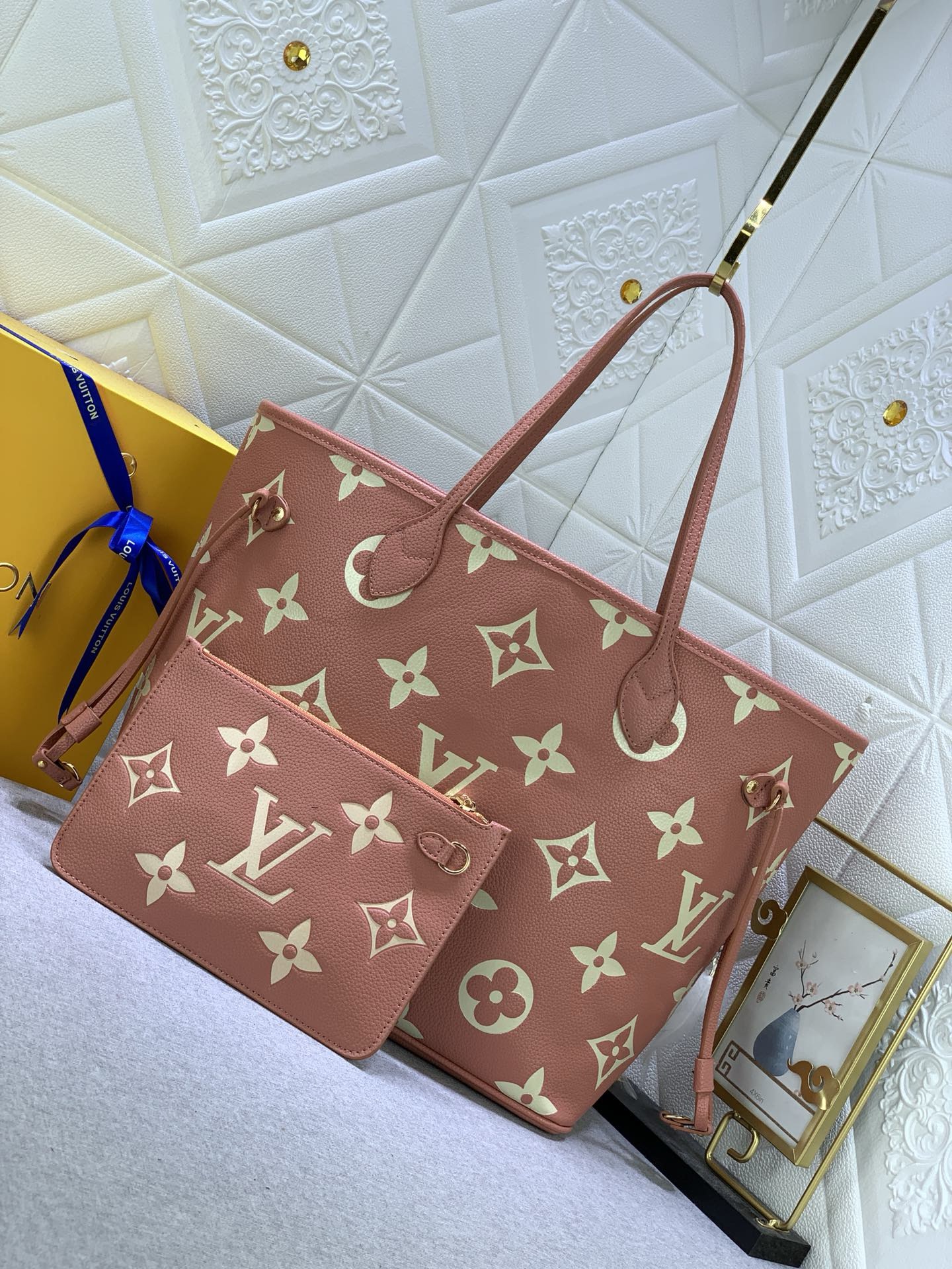 Louis Vuitton Shopping Bags 32*29*17cm