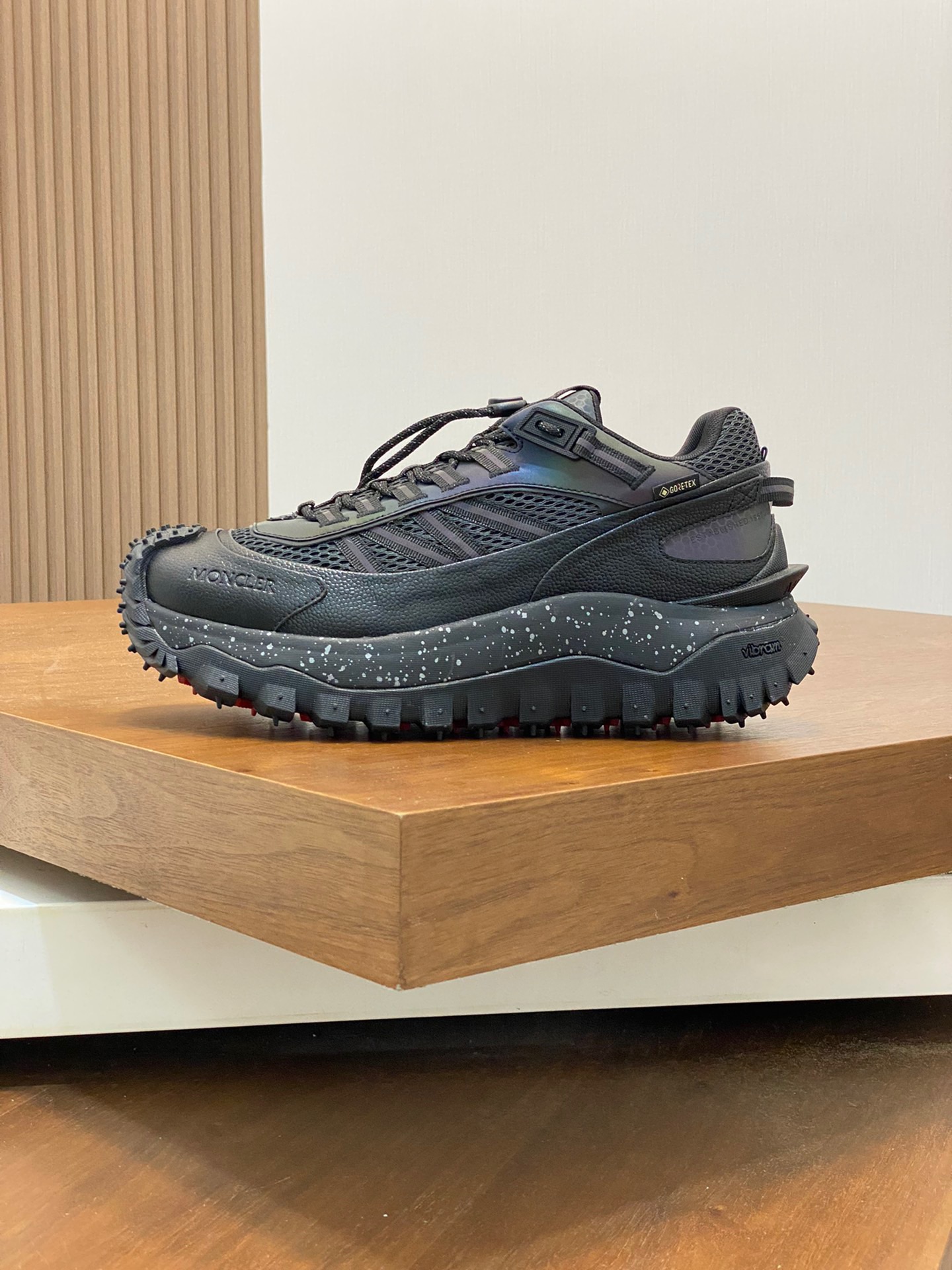 Moncler Trailgrip Gtx Sneaker Size 40-45
