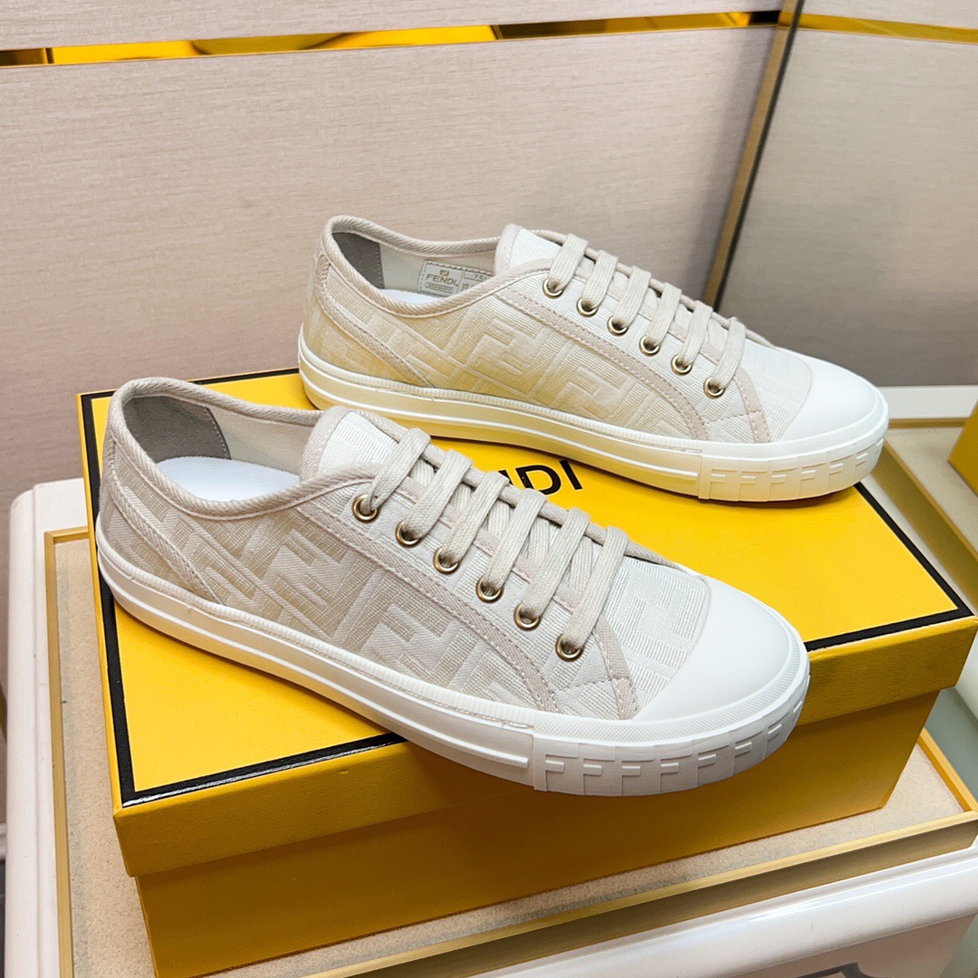Fendi Domino Low Top Sneaker Size 35-46  4-Color