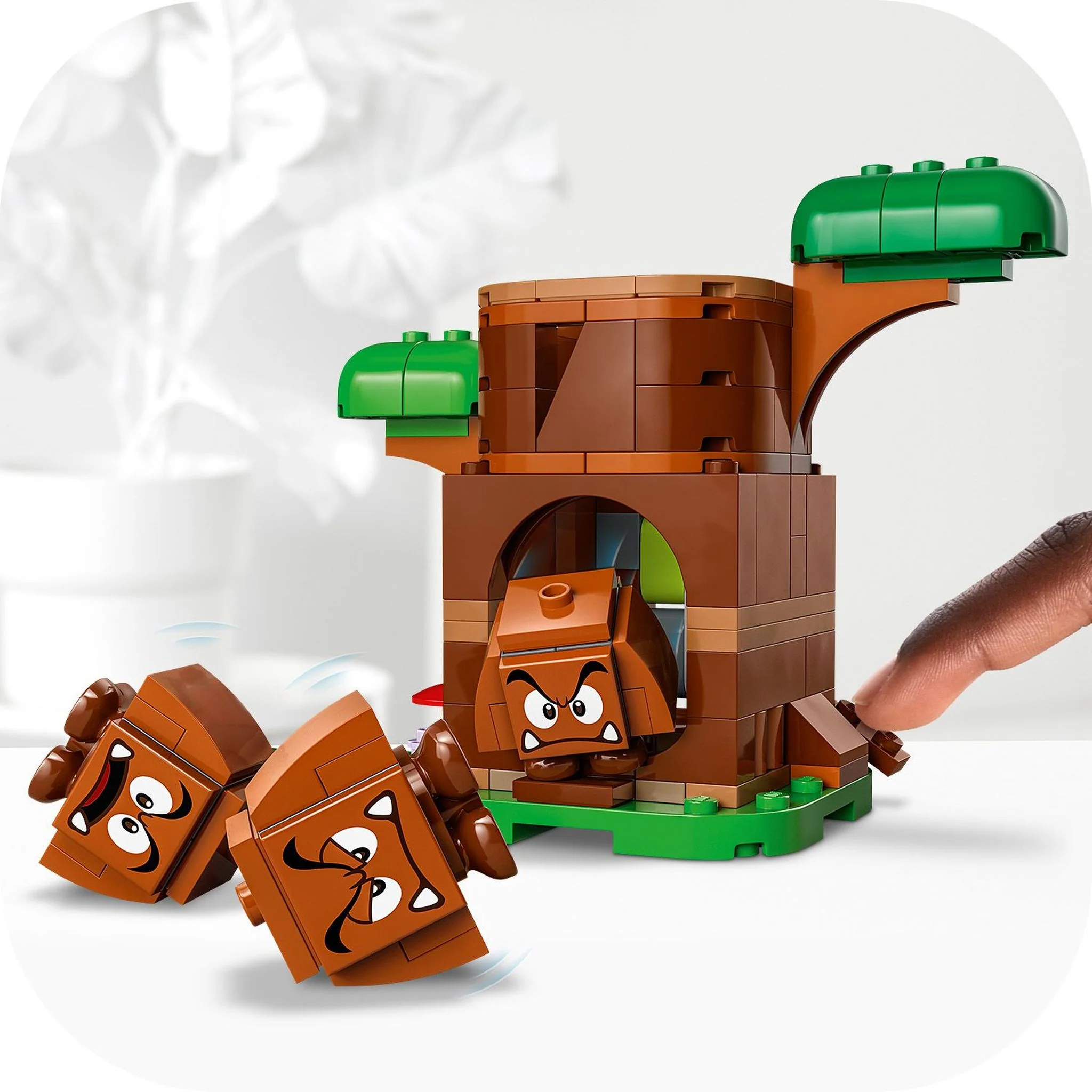 LEGO 71433 Super Mario Goomba's Playground