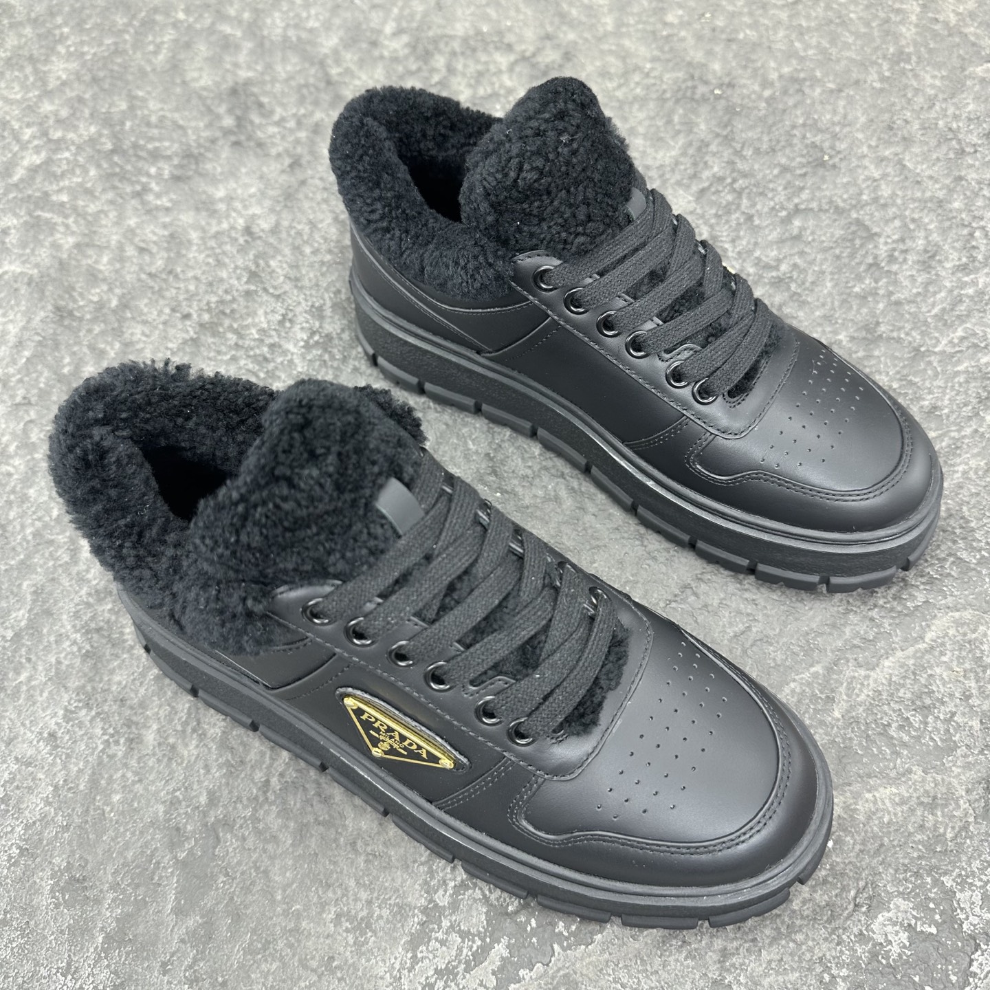 Prada 25ss Women Sneaker Size 36-41