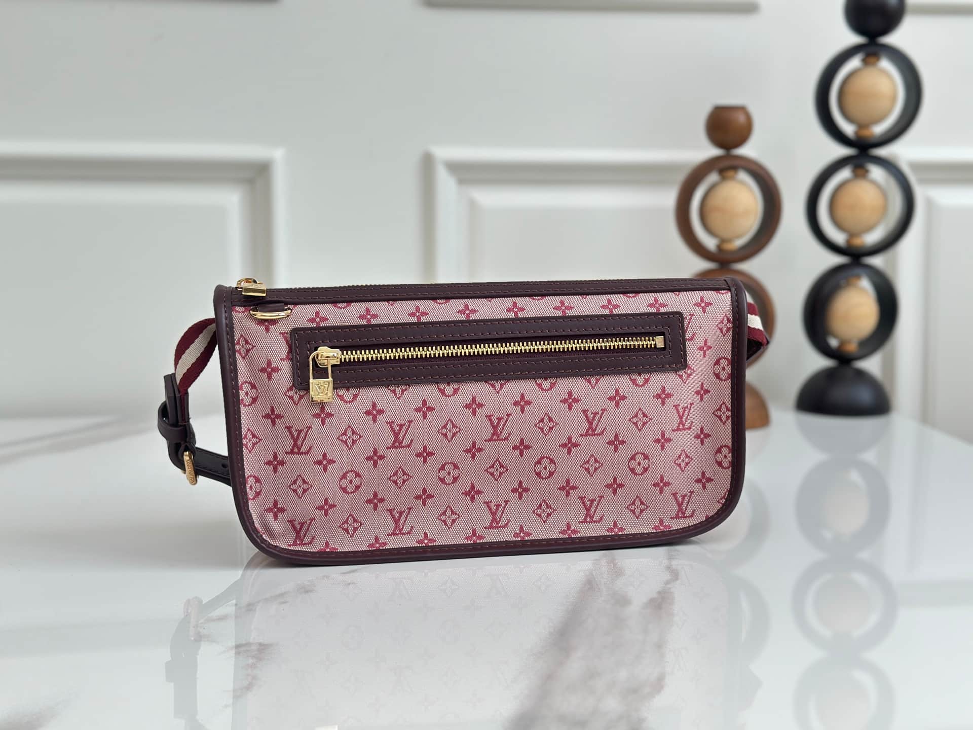 Louis Vuitton Mini Lin Pochette Kathleen Monogram Canvas Cherry-pink M92331 High