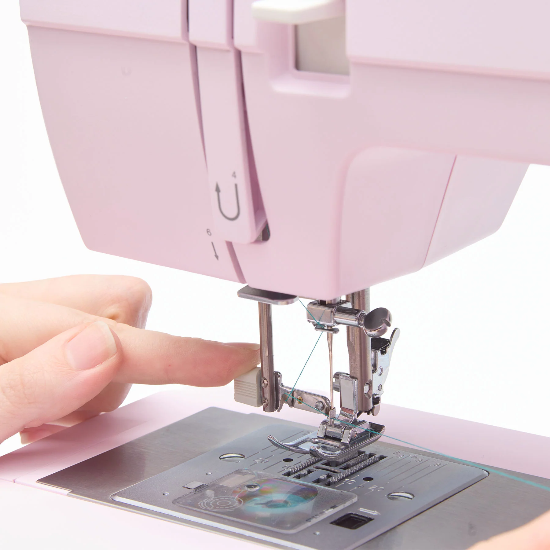 SINGER® Heavy Duty 4452 Rosewater Pink Sewing Machine
