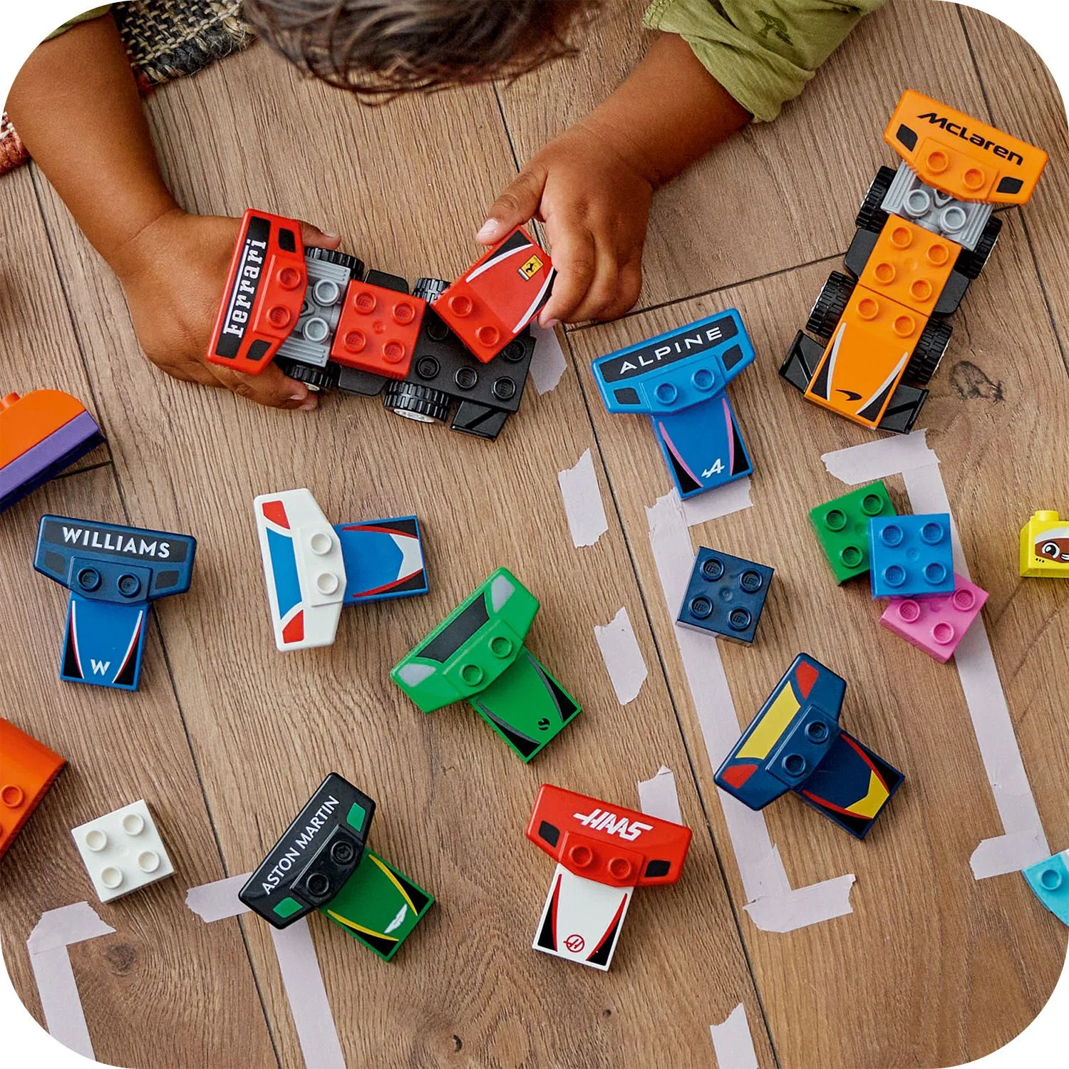 LEGO® DUPLO™ F1® Team Race Cars & Drivers