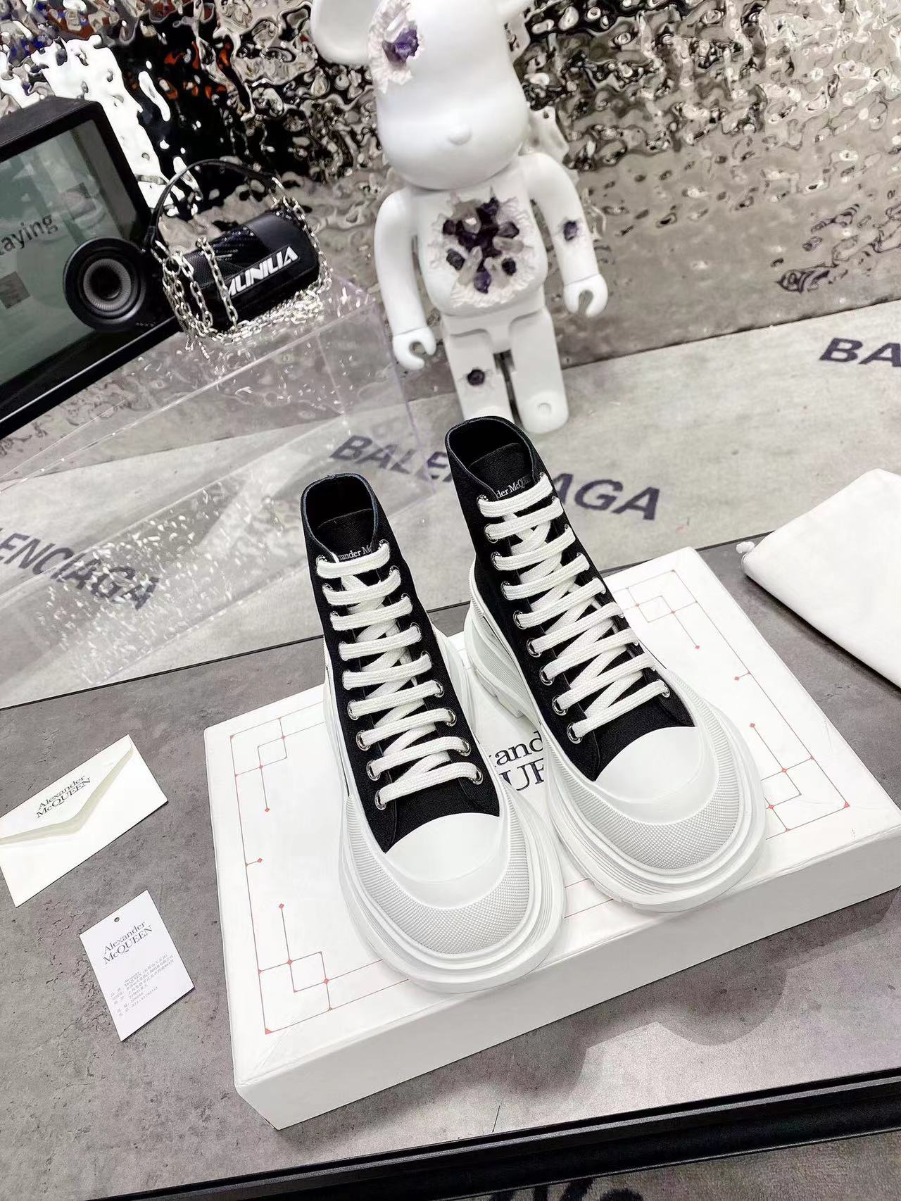 Alexander McQueen Tread Slick High Top Sneaker Size 35-45  4-Color