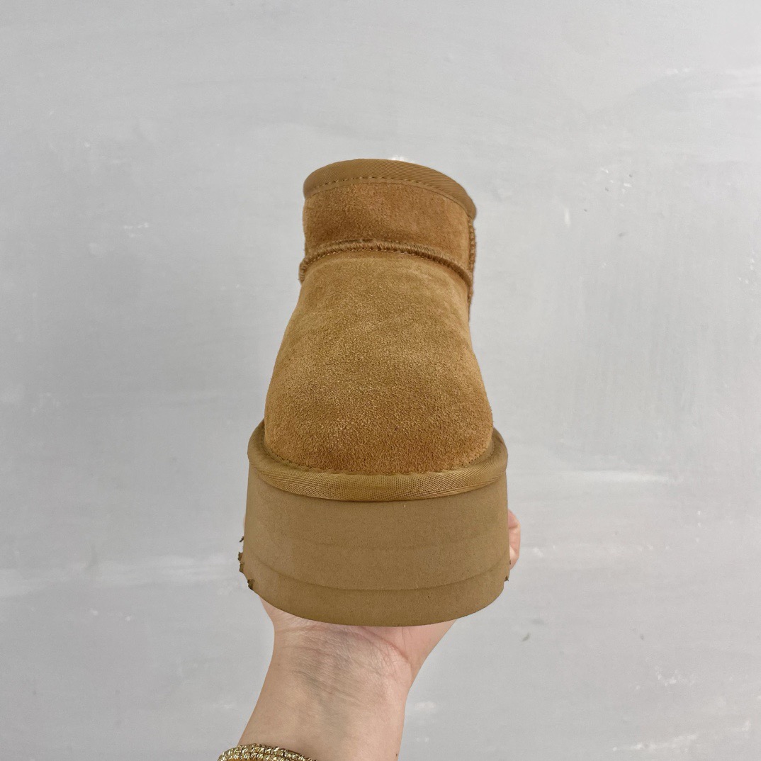 UGG Women Boots Size 35-40