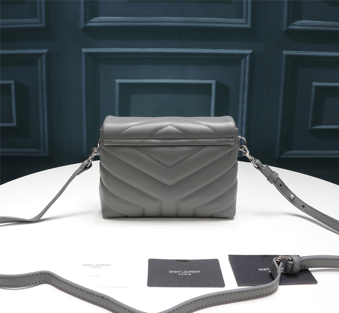 YSL Women Shoulder Bags Size 20cm
