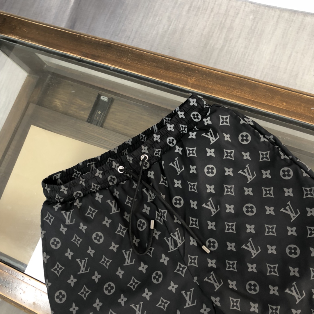 Louis Vuitton Beach Shorts Size M-XXXL