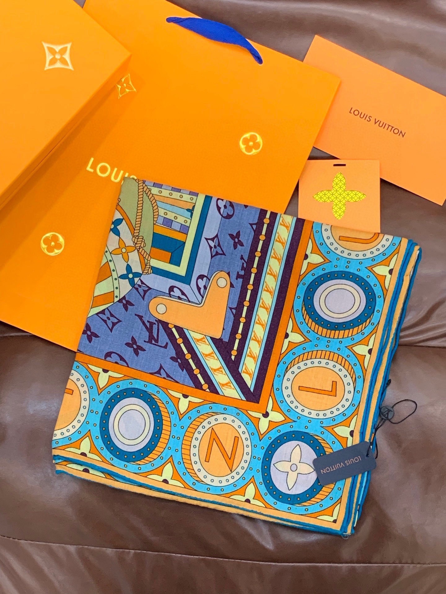 Louis Vuitton Jeu de Voyage square scarf