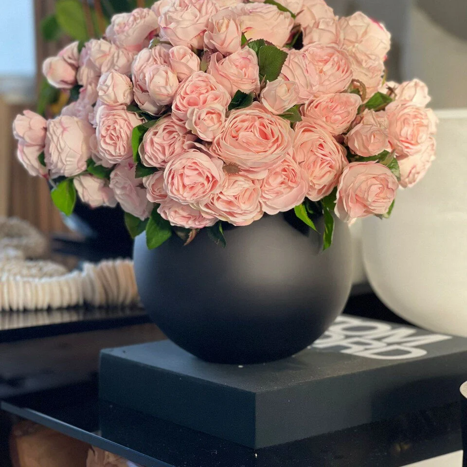 English Roses in Matte Black Fishbowl Vase