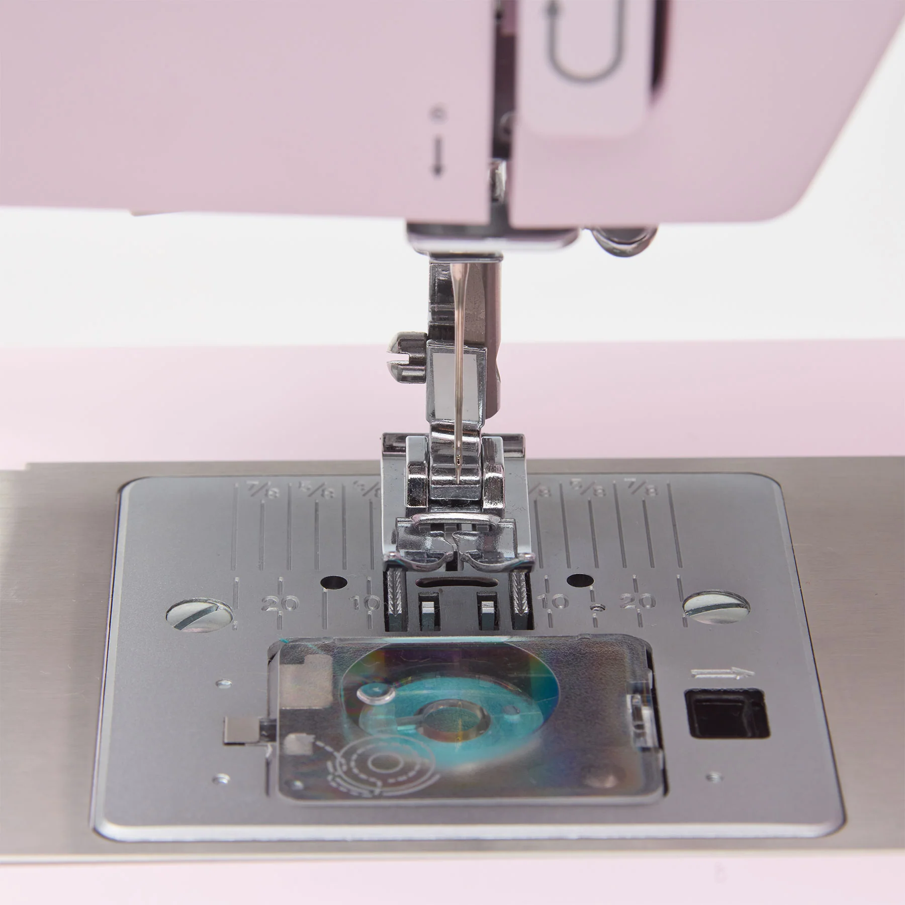 SINGER® Heavy Duty 4452 Rosewater Pink Sewing Machine