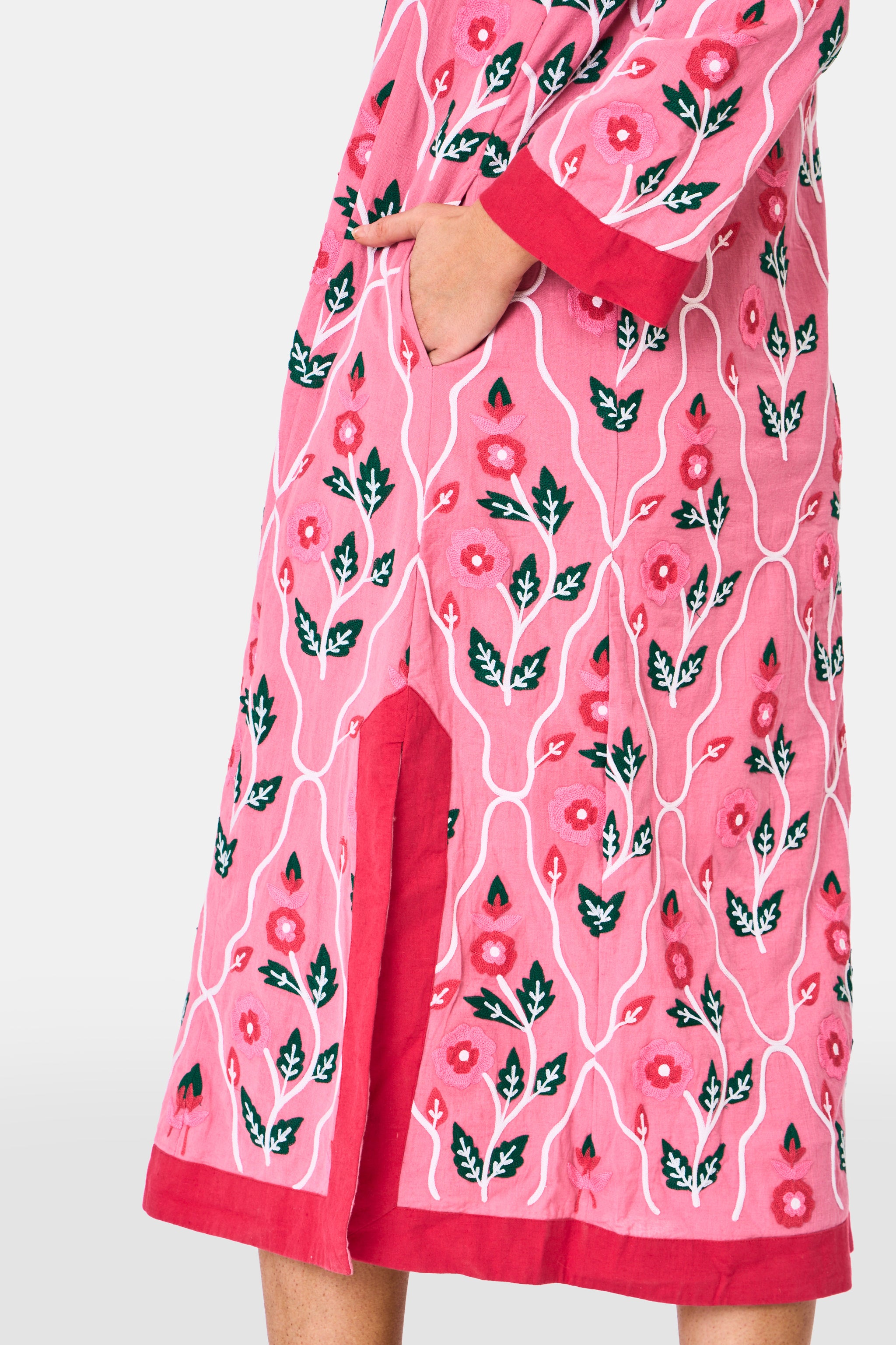 Trellis Floral Embroidery Johanna Caftan