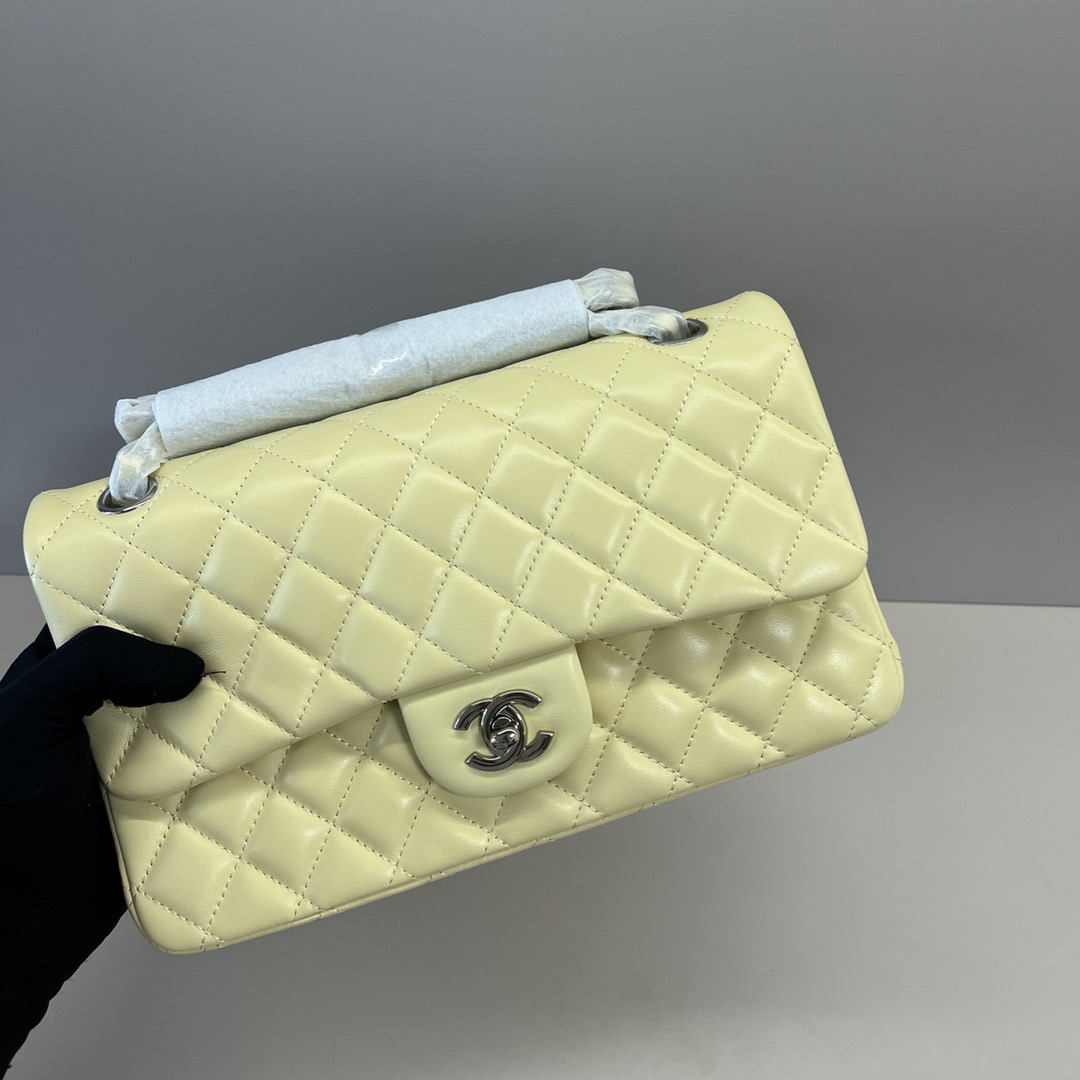 Chanel CF1112 Shoulder Bags Sheepskin 25cm