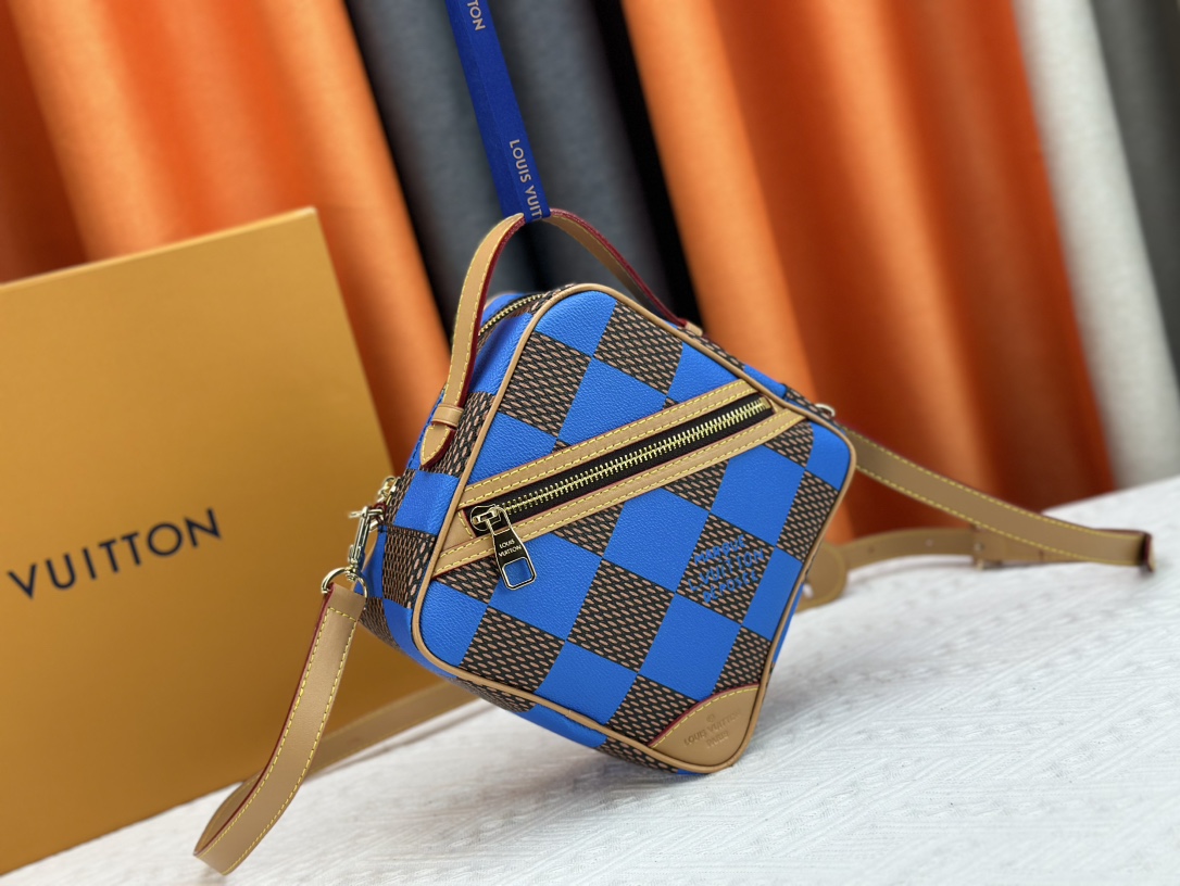 Louis Vuitton N40547 Shoulder Bags Size 20cm