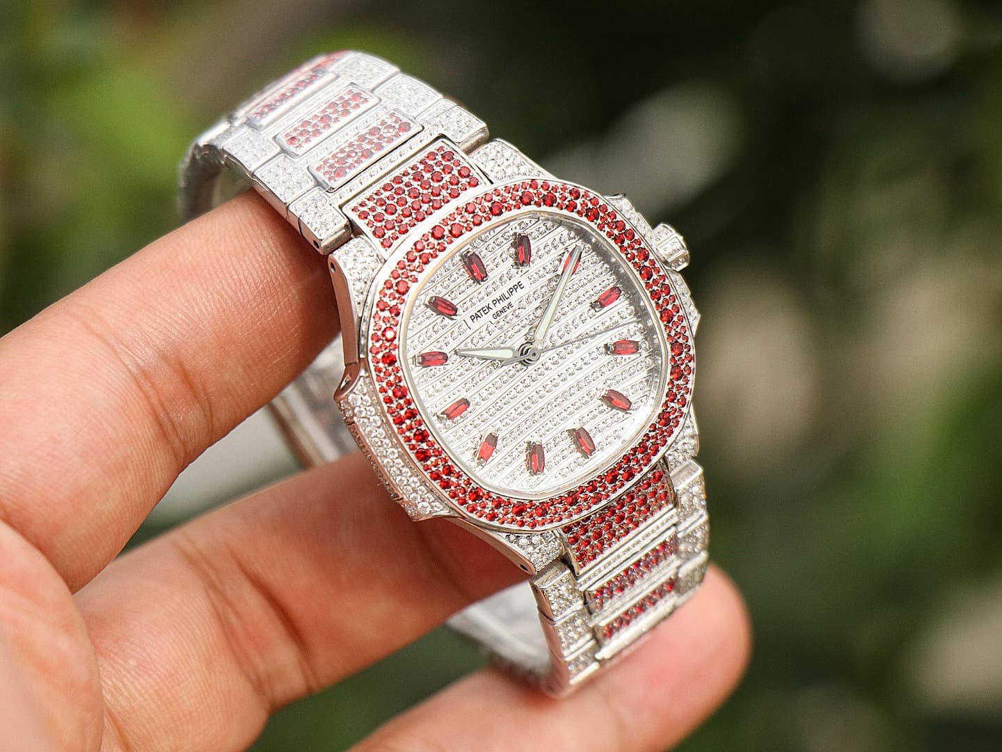 Patek Philippe Nautilus Haute Joaillerie Watch TOP