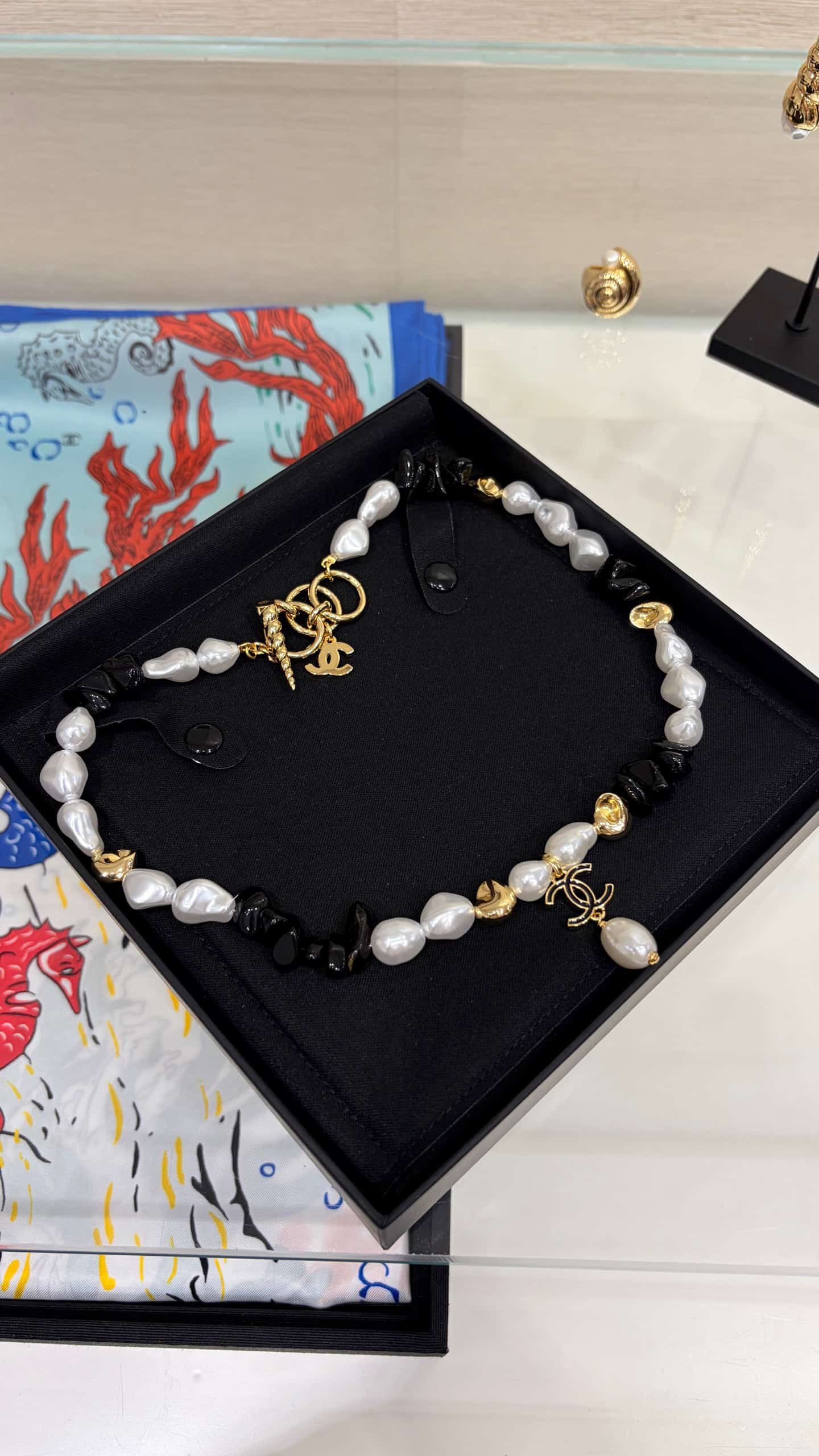 Chanel Coco Beach Necklace High
