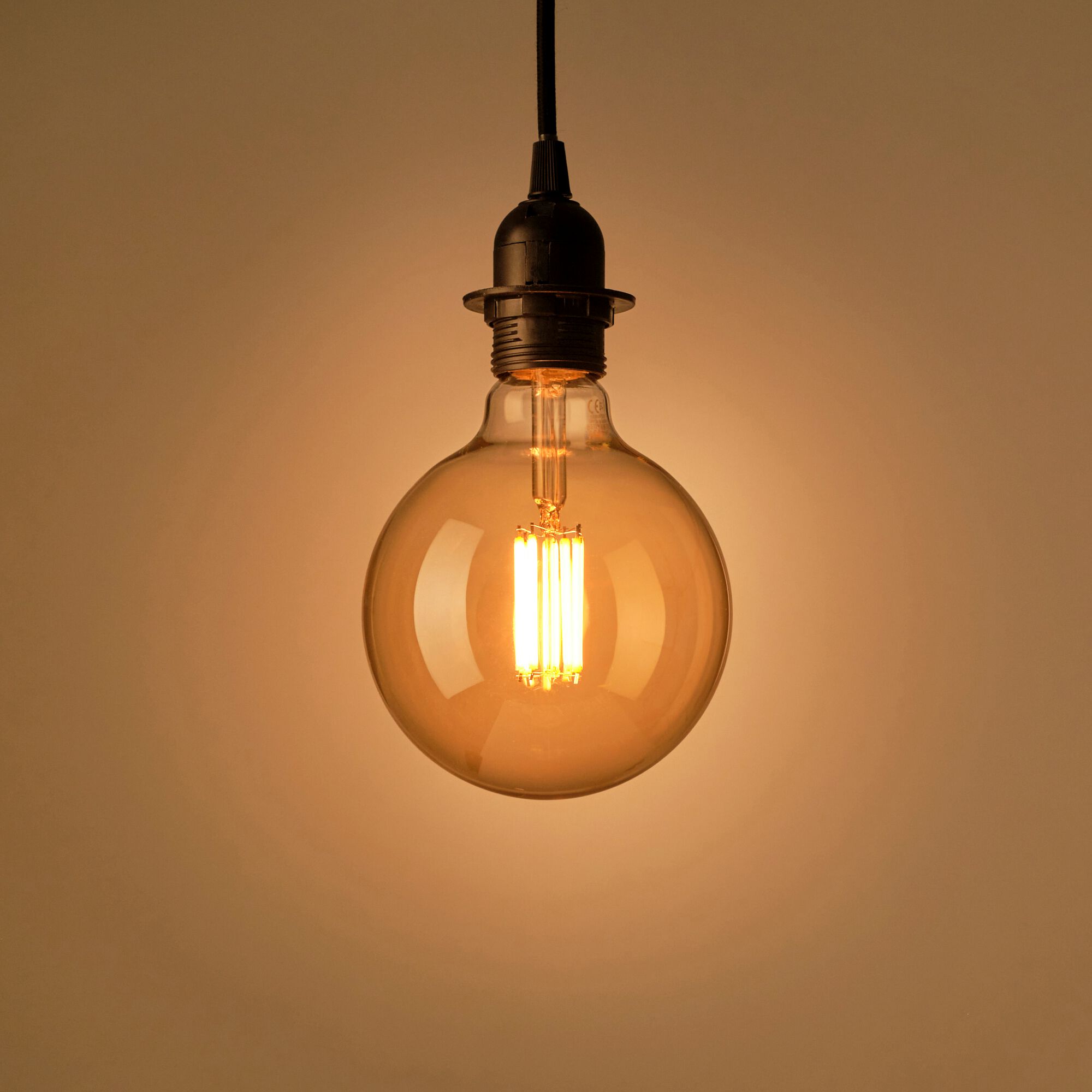 AMBRE - Ampoule LED globe D12,5cm culot E27 - ambre