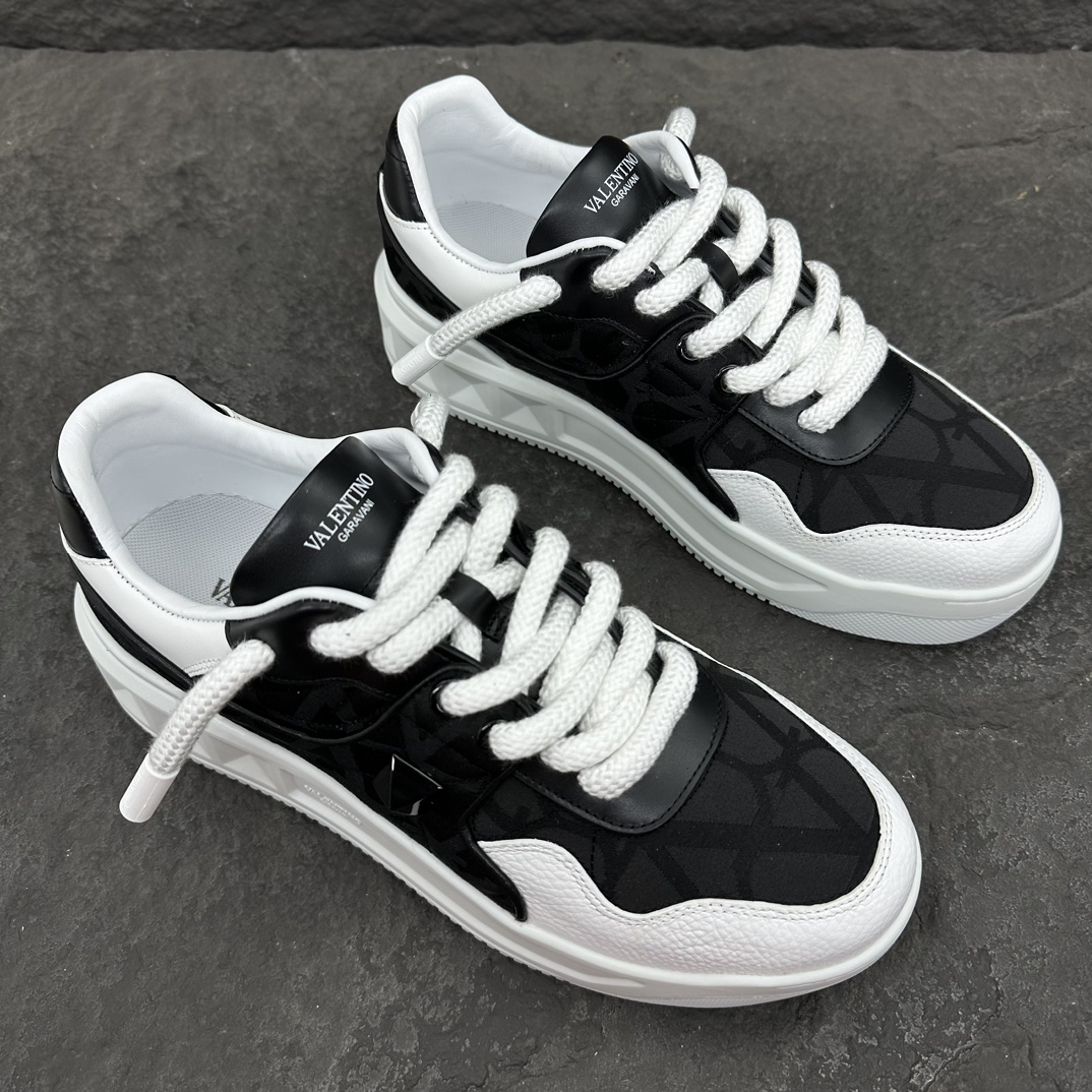 Valentino One Stud XLSneaker Size 36-46