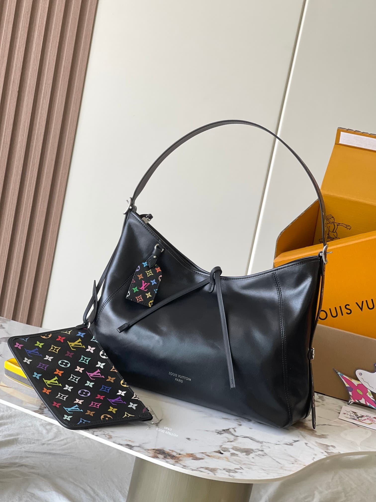 Louis Vuitton x Murakami CarryAll Vibe MM Lambskin M13105 Top