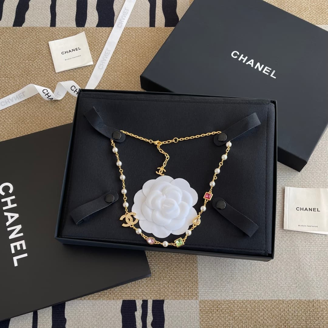 Chanel Necklace High