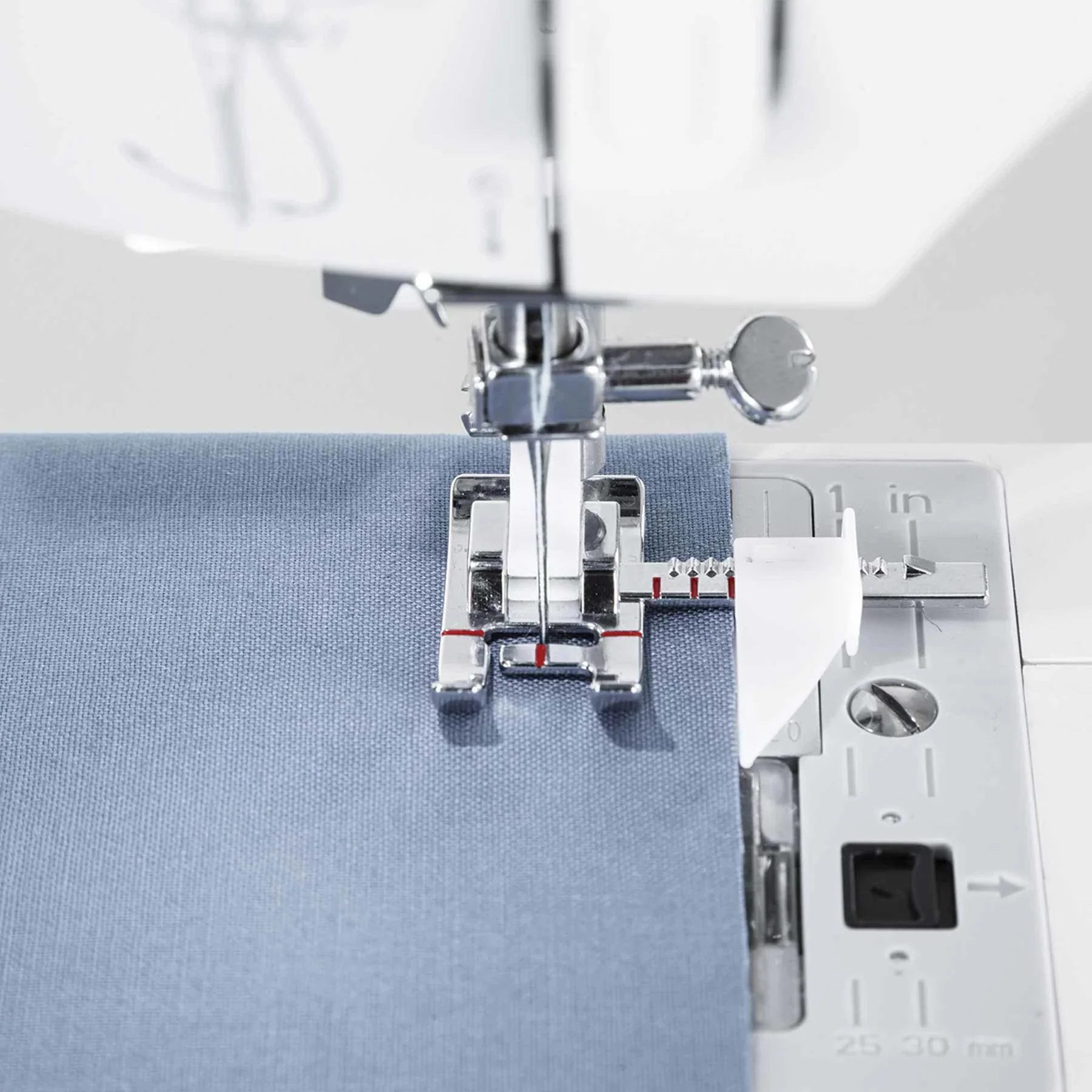 SINGER® Beginner Sewing Kit Bundle