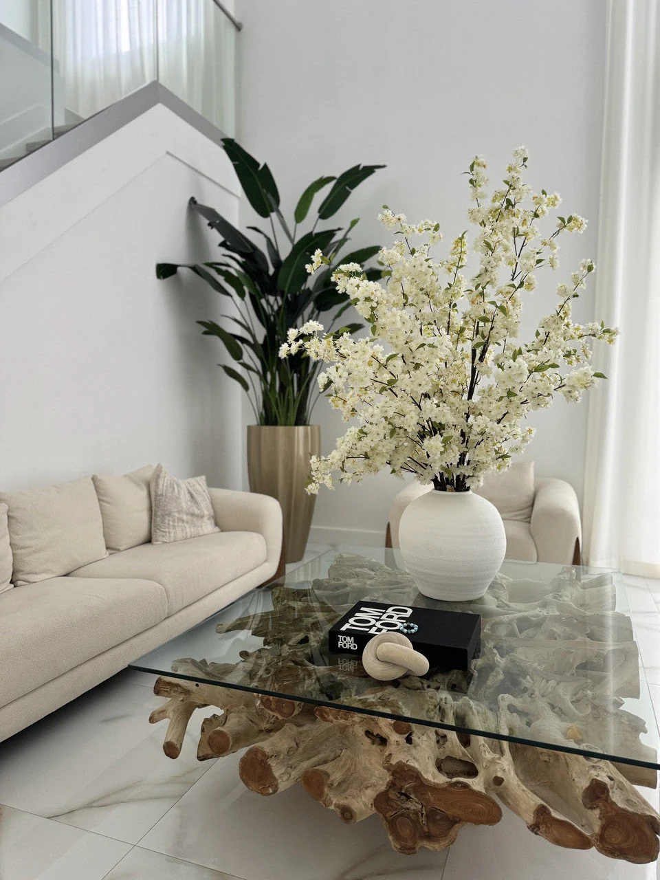 Konos Vase with Cherry Blossoms