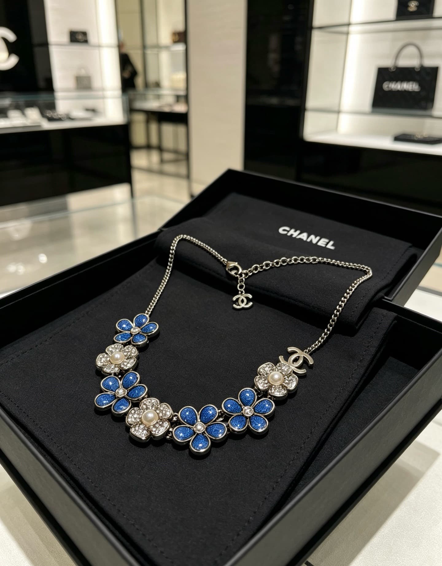 Chanel Necklace High