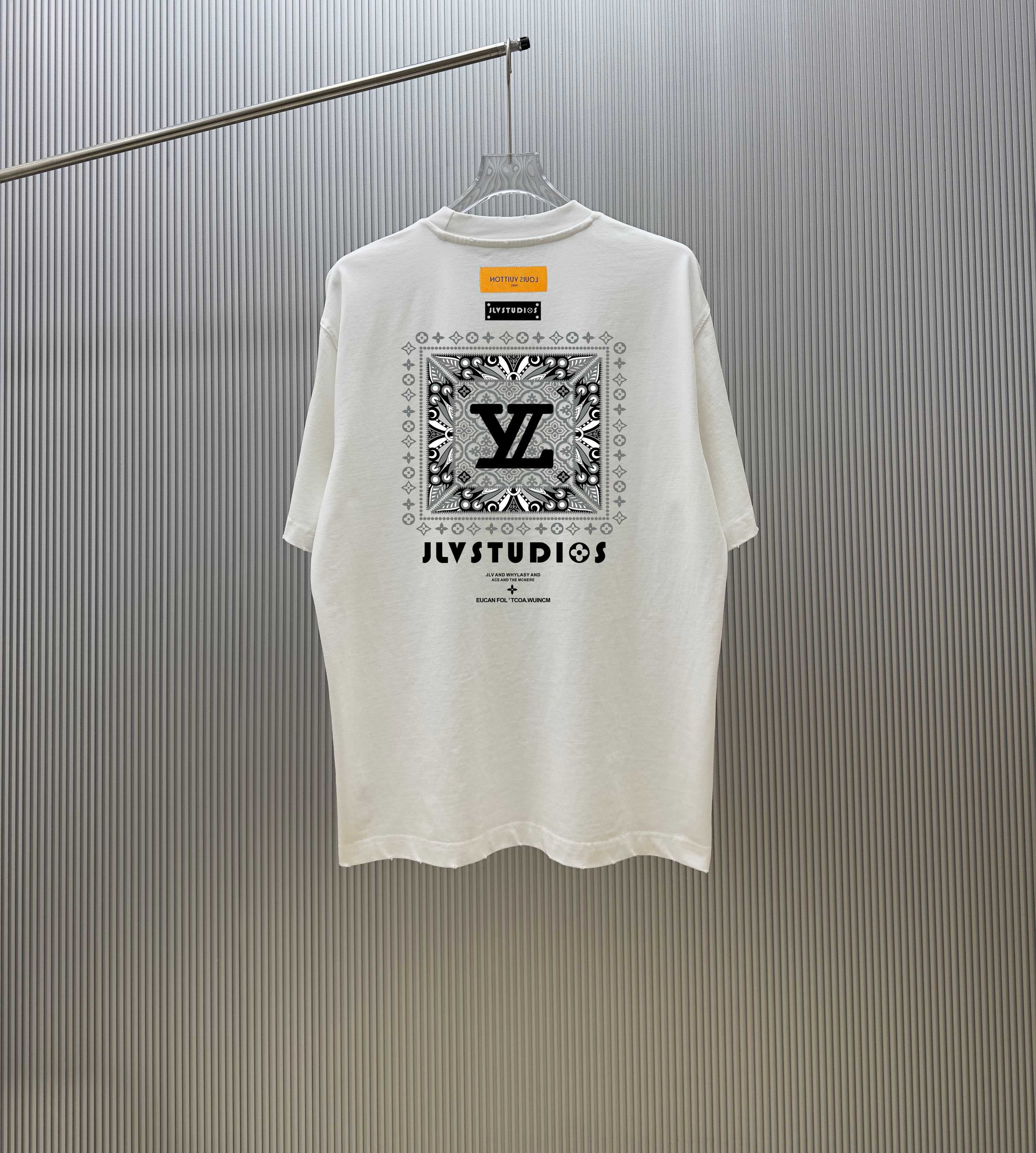 Louis Vuitton    2026ss New T Shirt Size M-XXXXL
